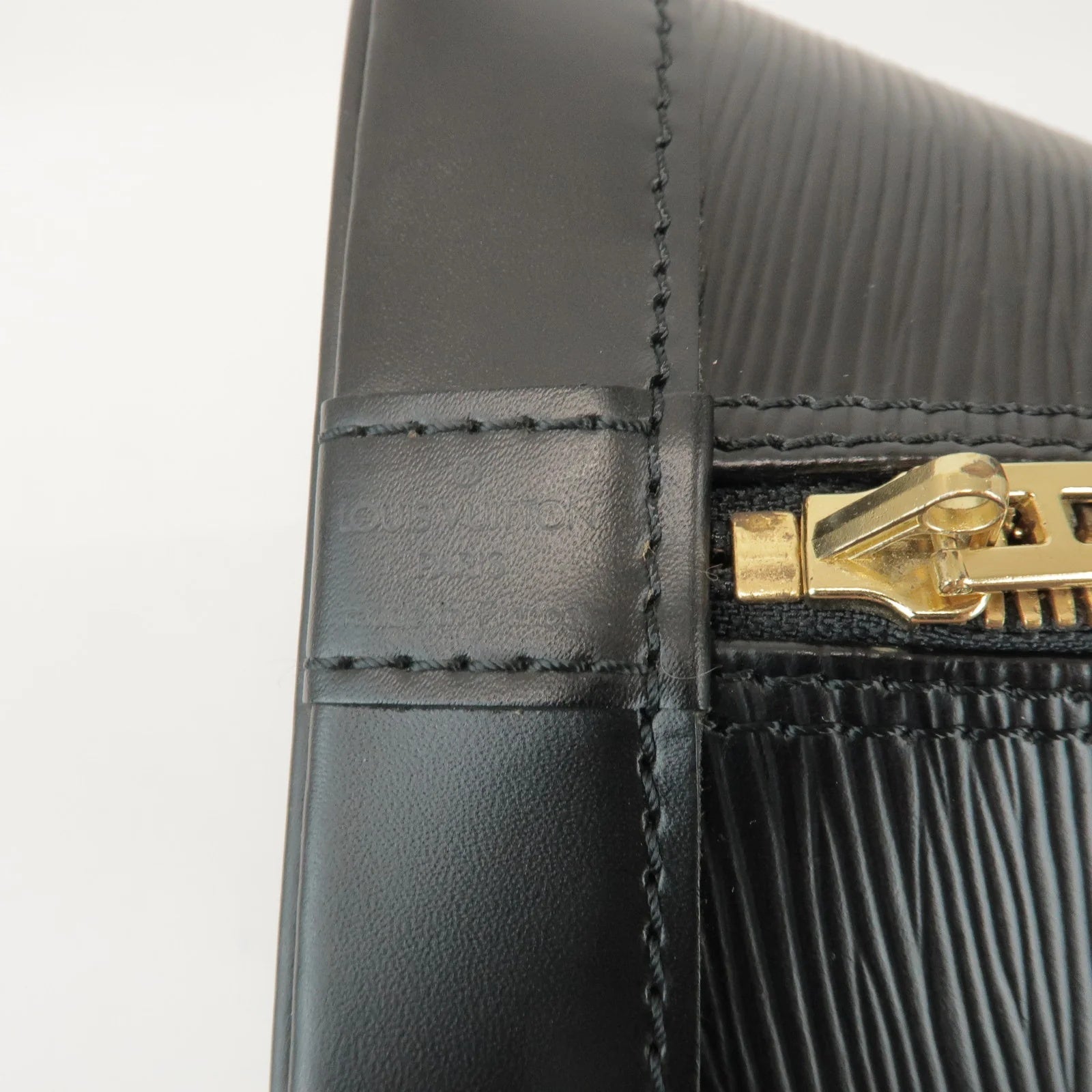Louis Vuitton - Alma PM - Noir épi avec bandoulière