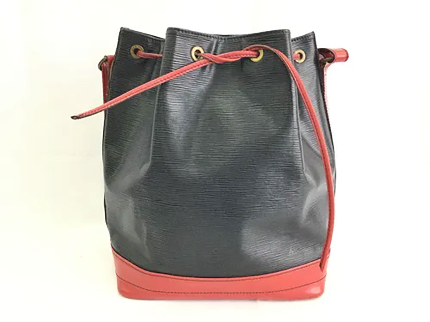 LOUIS VUITTON | Noé en cuir Épi noir et rouge vintage / Noé vintage in black and red Epi leather