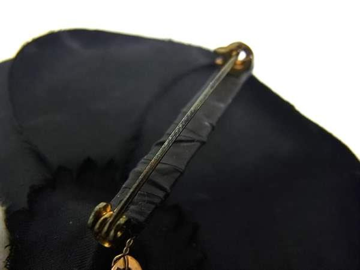 Chanel - Broche camélia en soie vintage
