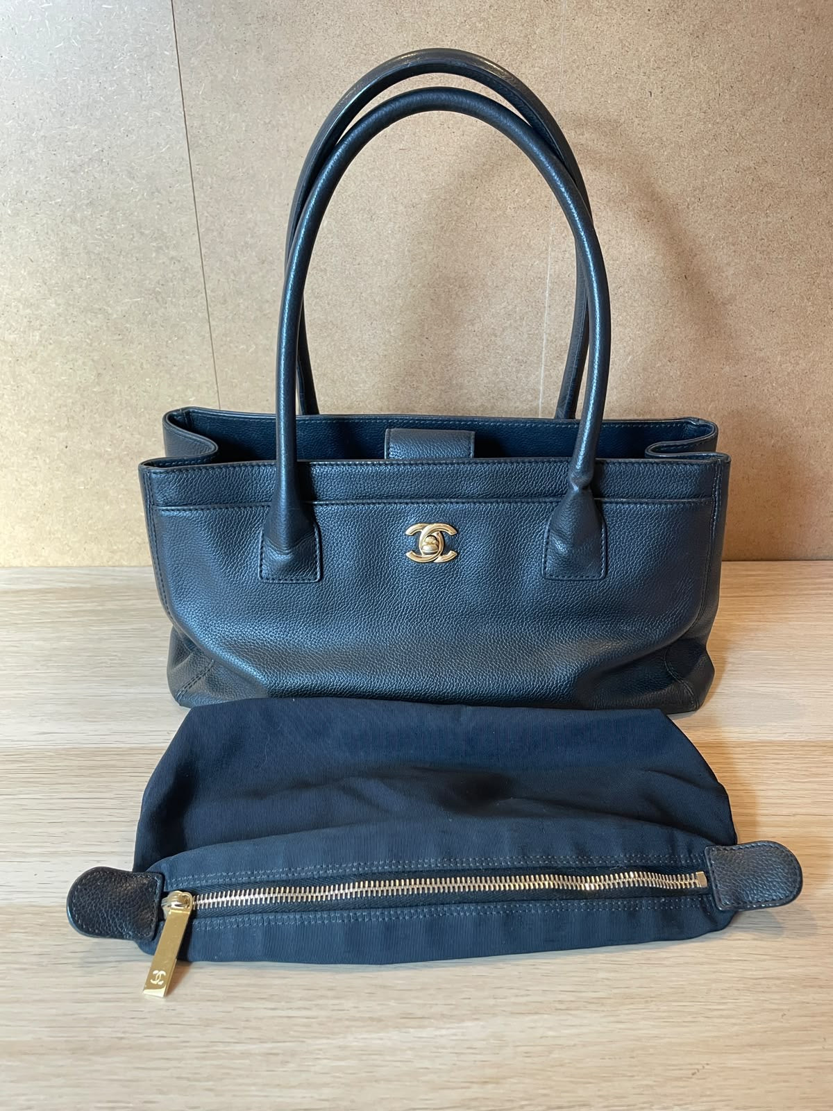 Chanel - Petit cabas cuir grainé Cerf Executive