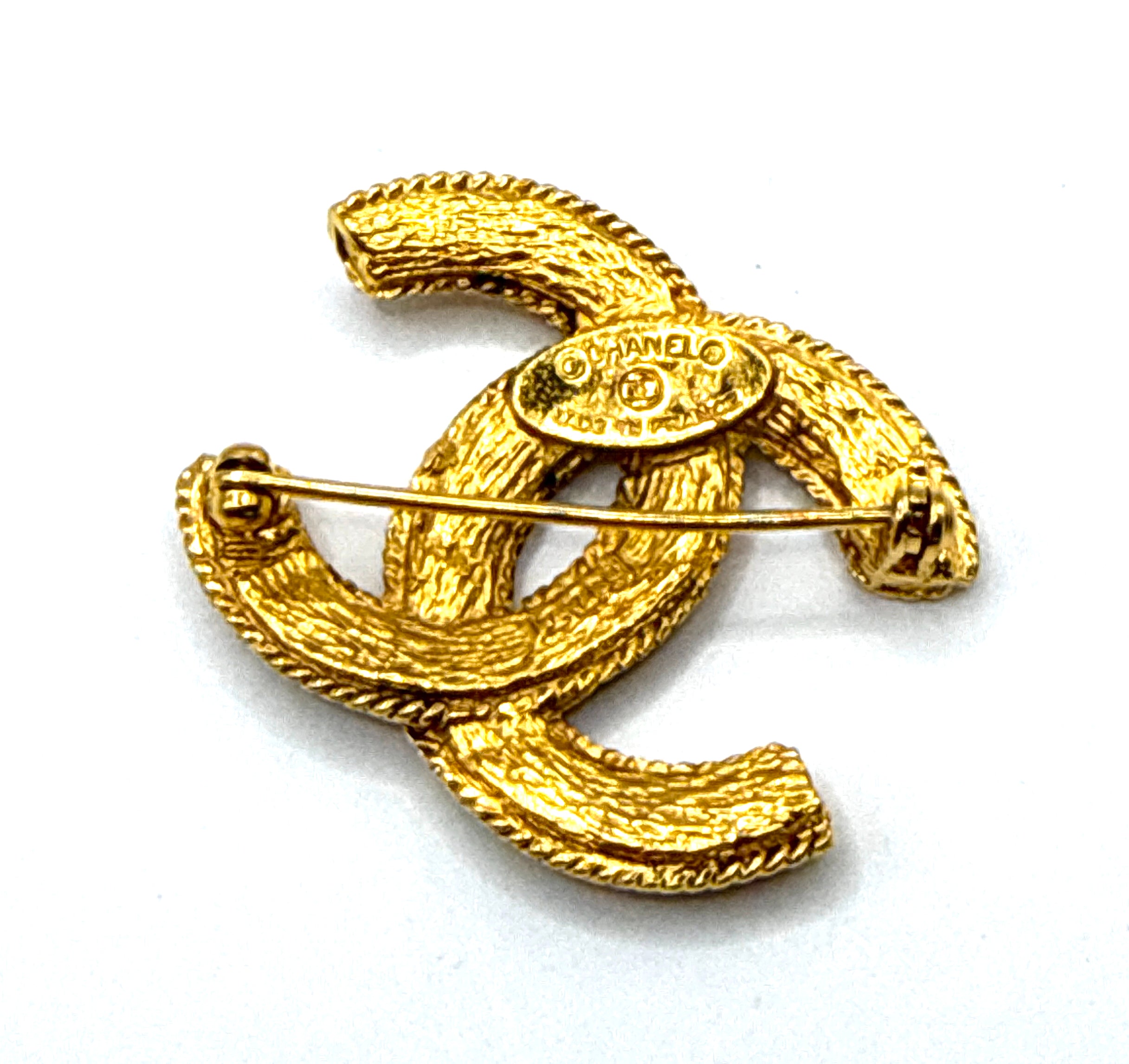 Chanel - Broche CC vintage