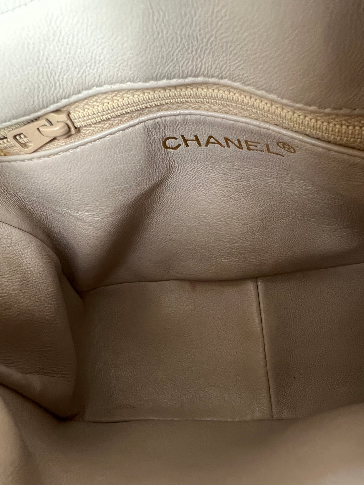 Chanel - Sac caméra vintage en lézard