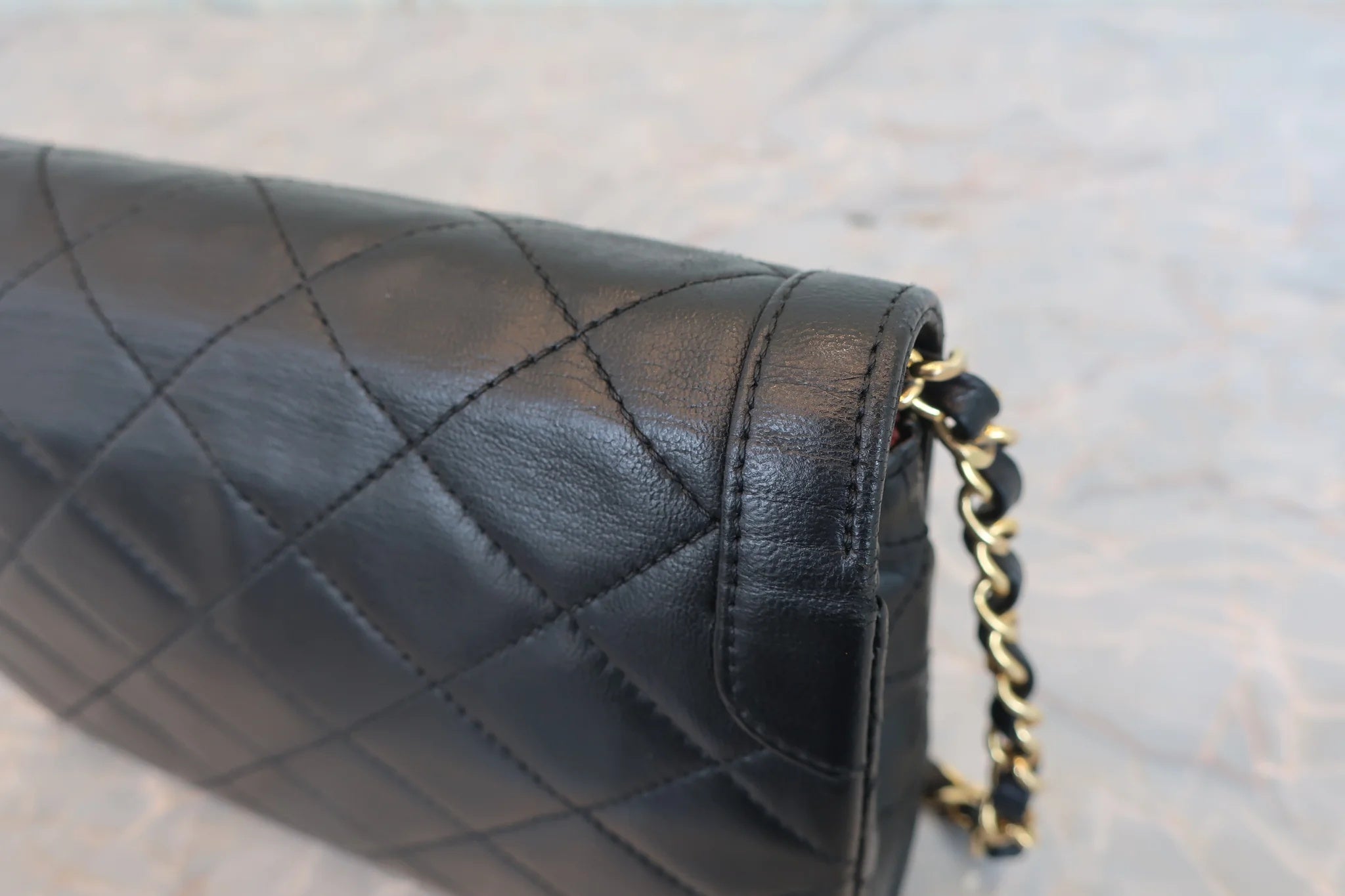 Chanel Mini flap 2 tones CC edition limitée Paris + Entrupy