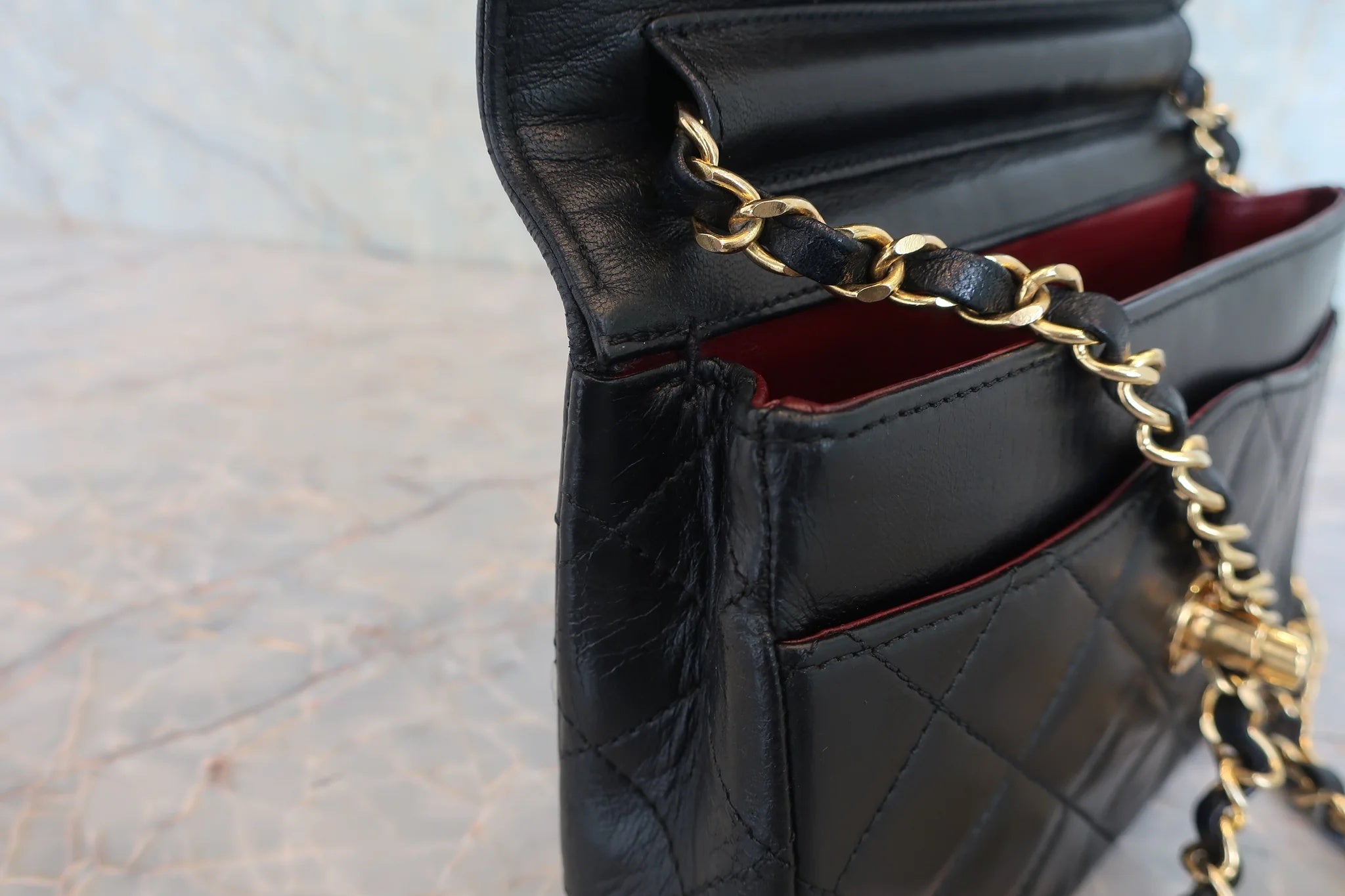 Chanel Mini flap 2 tones CC edition limitée Paris + Entrupy