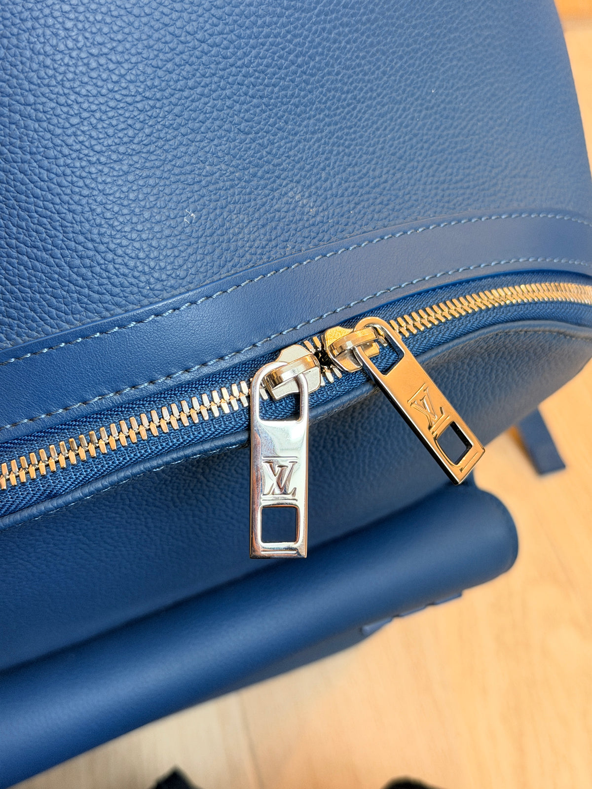 Louis Vuitton - Sac à dos Takeoff