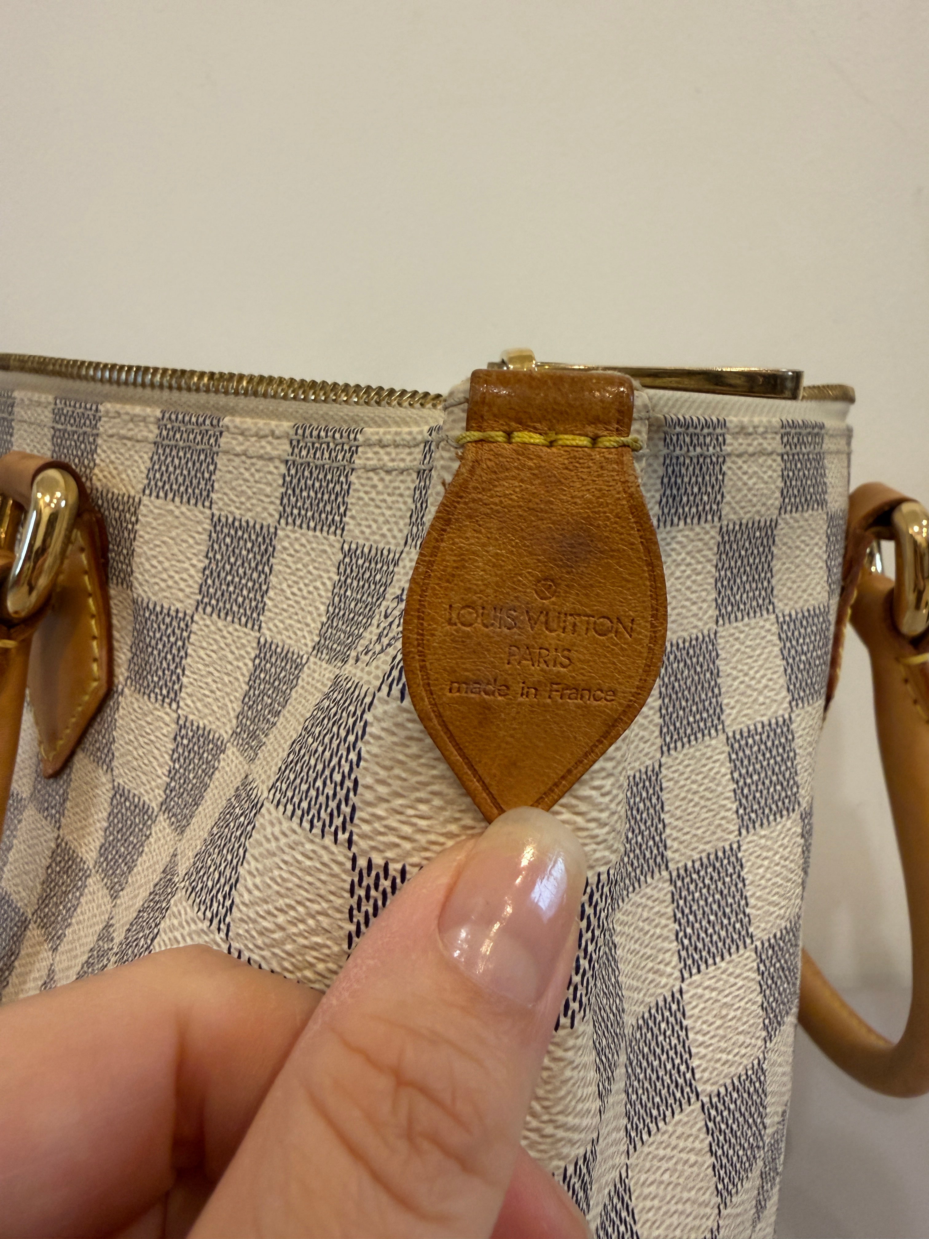 Louis Vuitton - Damier Azur Saleya PM