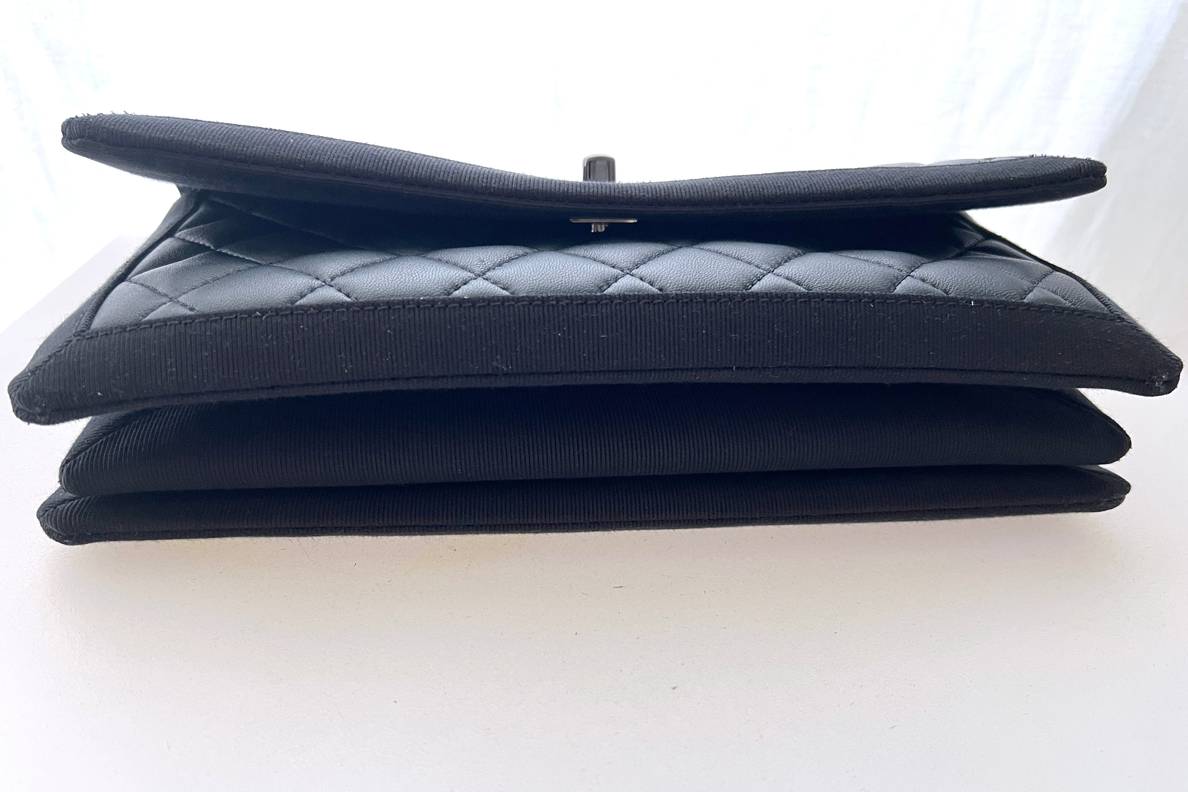 Chanel Sac Matelassé full Black + facture