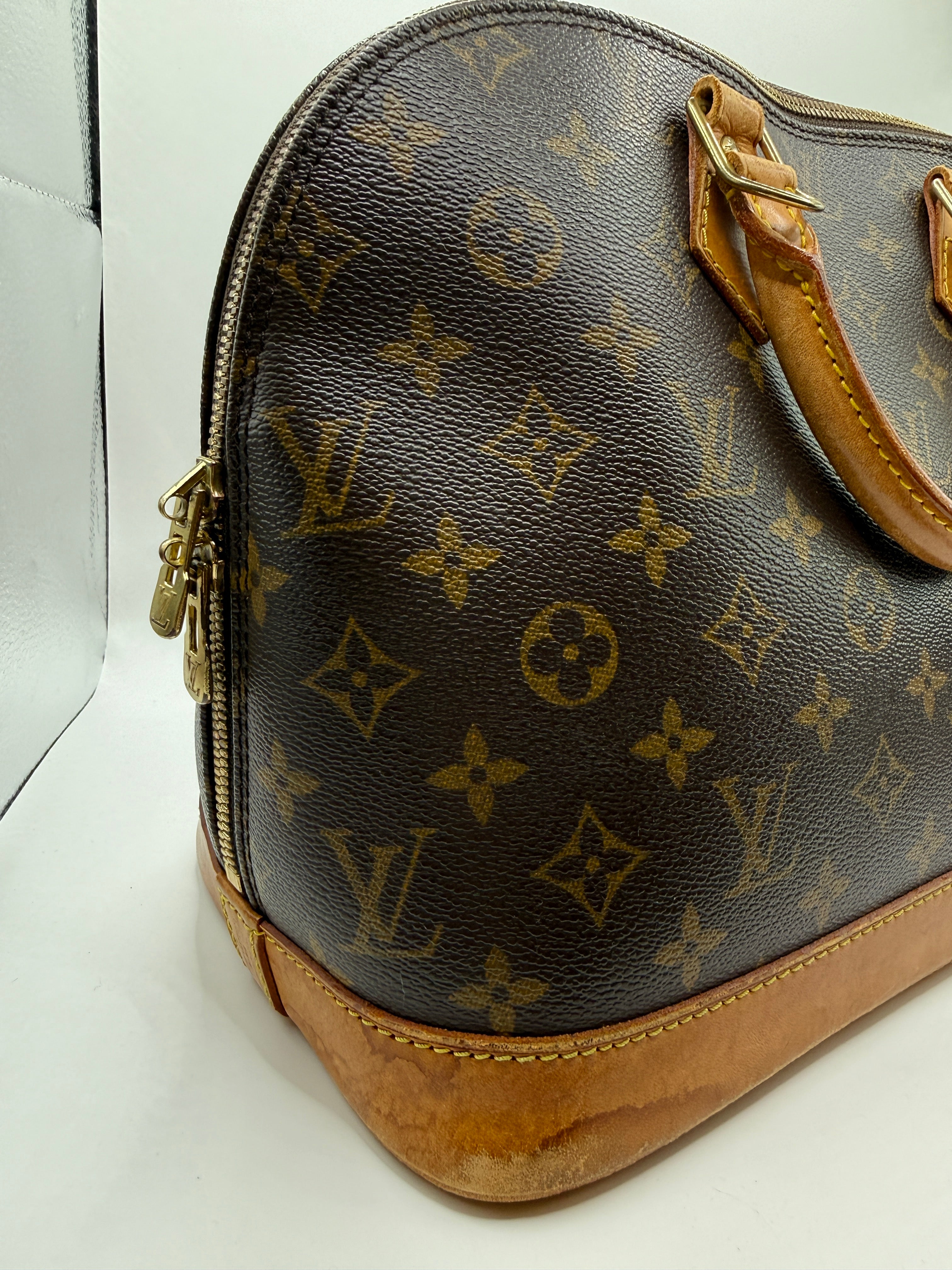 Louis Vuitton - Alma PM monogram