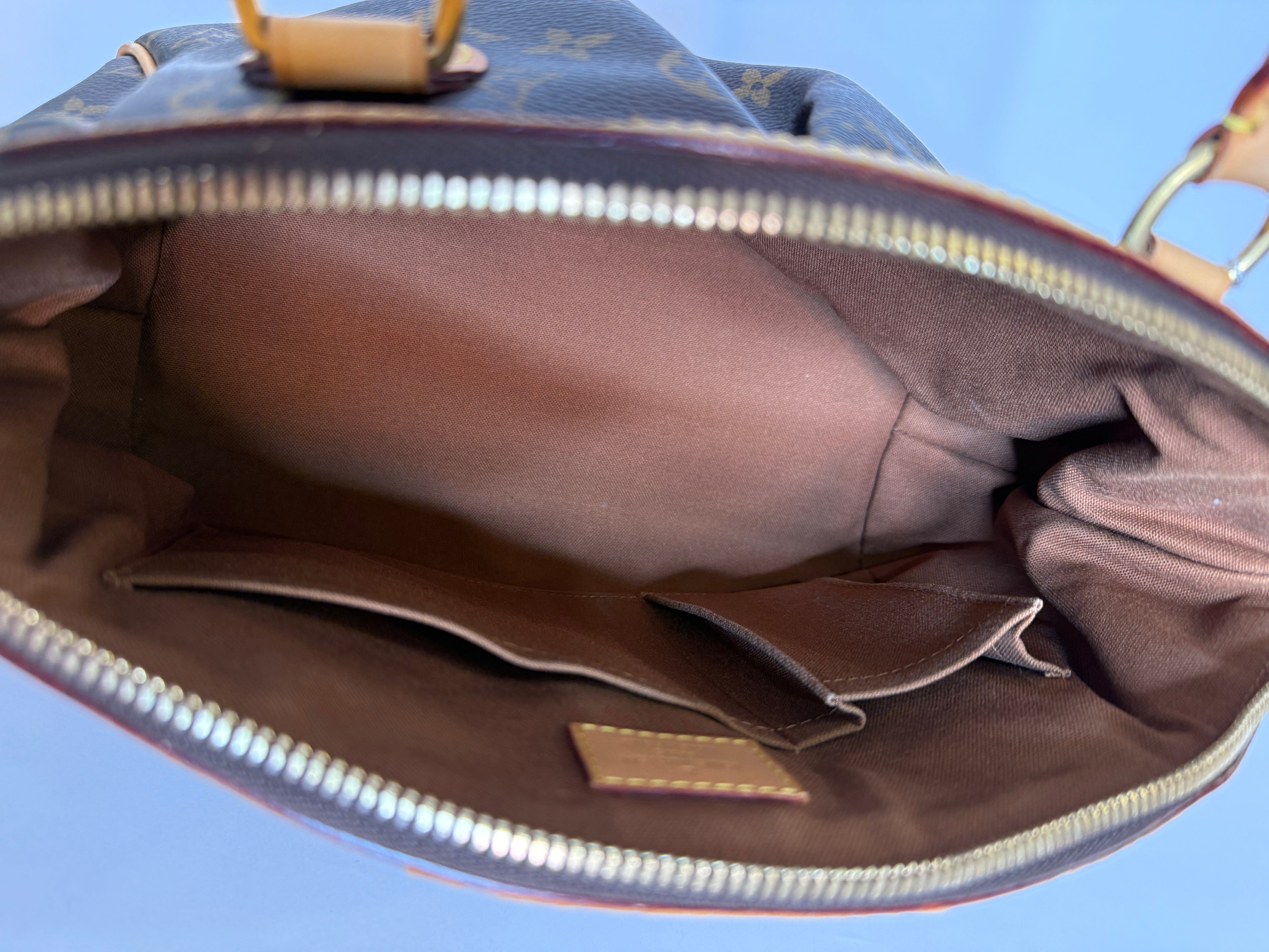 LOUIS VUITTON - Tivoli PM Monogram + Entrupy