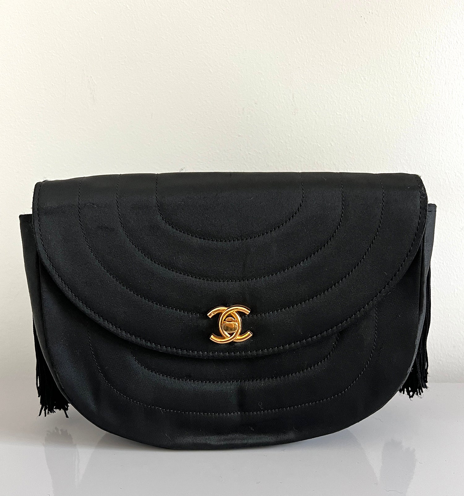 Sac Chanel vintage en satin / silk vintage flag bag + certificat entrupy