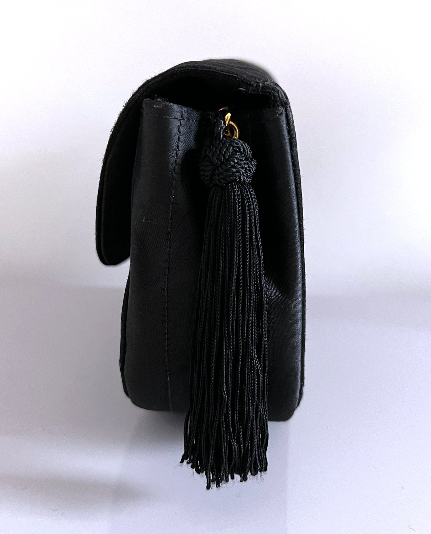 Sac Chanel vintage en satin / silk vintage flag bag + certificat entrupy