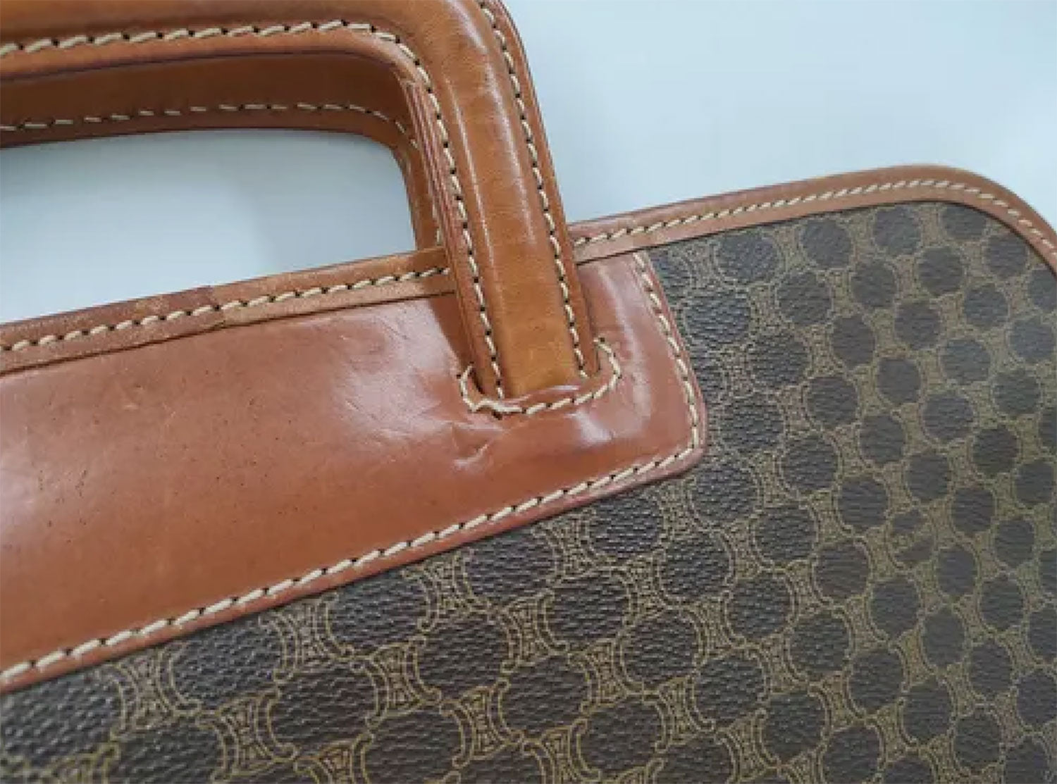 Sacoche porte-documents macadam vintage Céline, design en toile enduite avec finitions cuir.