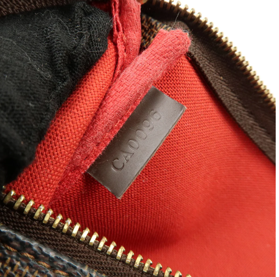 Louis Vuitton - Pochette accessoires - Damier Ebène + Entrupy