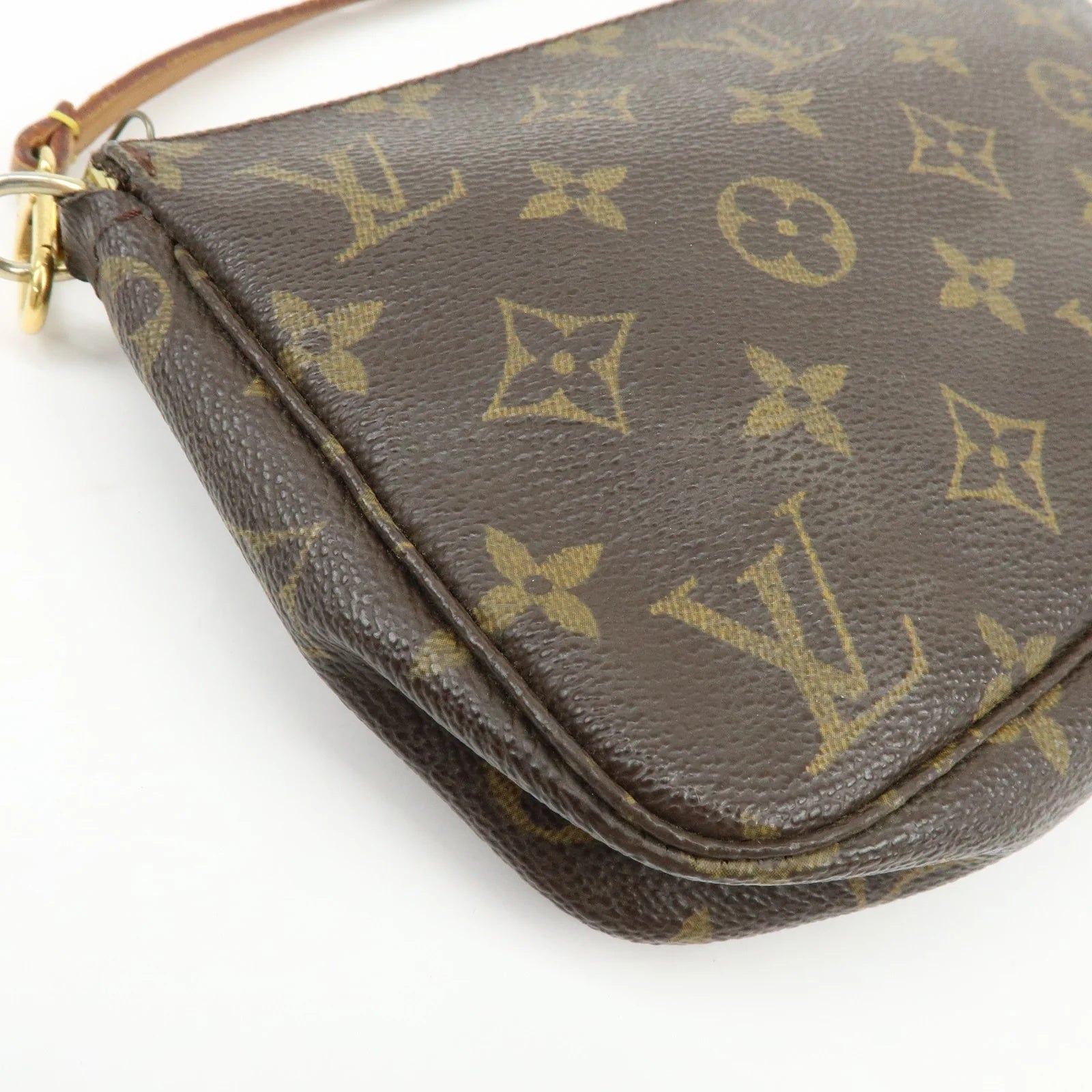 Louis Vuitton - Pochette accessoires Monogram