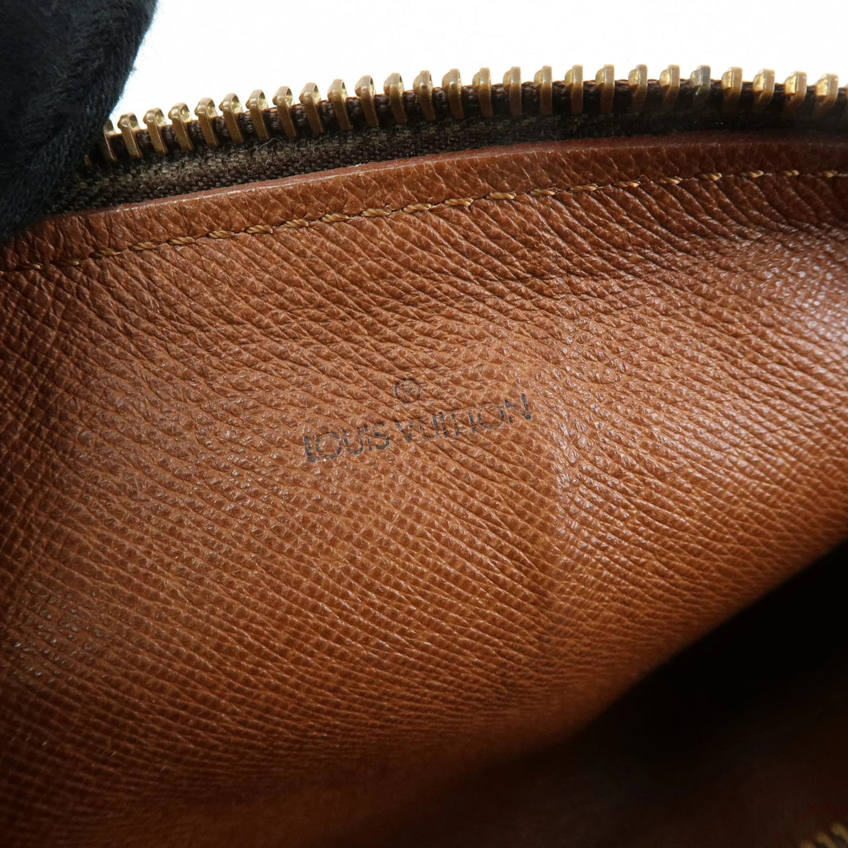 Louis Vuitton - Papillon 26 monogram