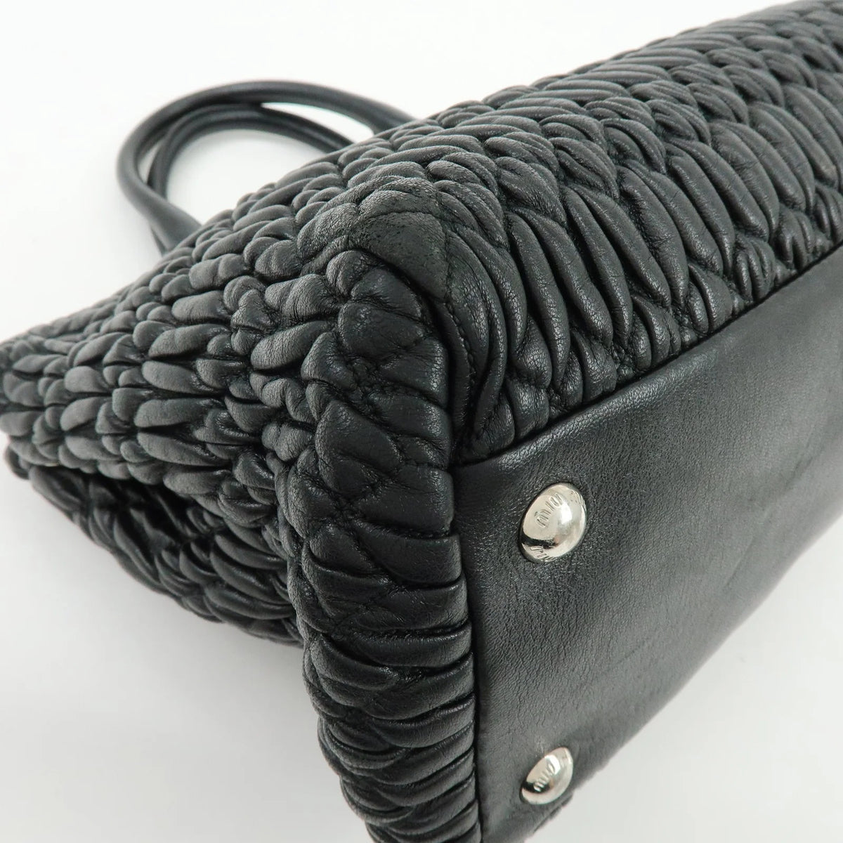 Miu Miu - Sac matelassé 2 way
