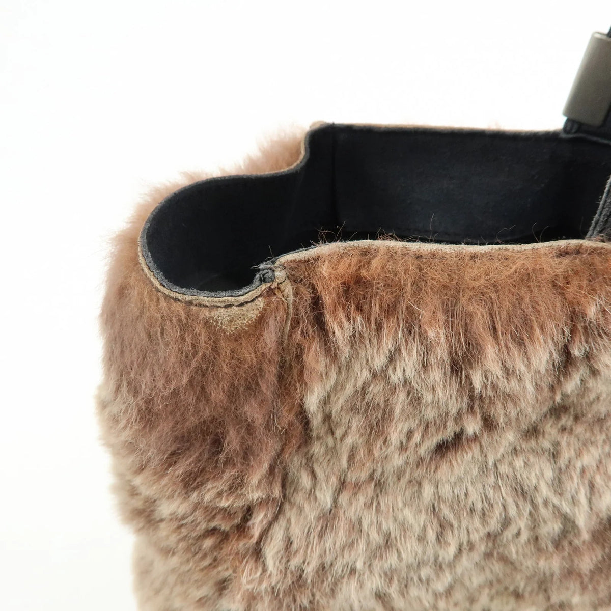 Chanel - Sac Shopper en fourrure de Lapin vintage
