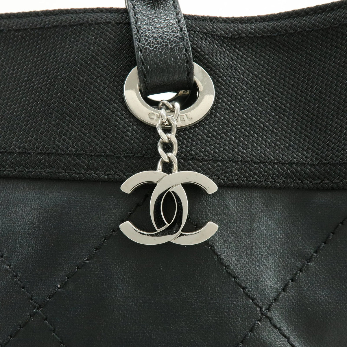 Chanel - Tote MM Paris-Biarritz