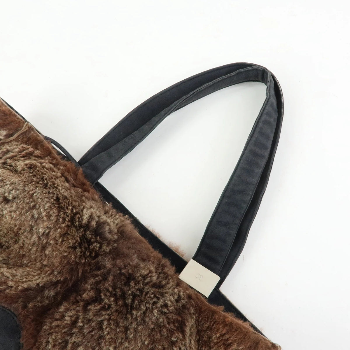 Chanel - Sac Shopper en fourrure de Lapin vintage