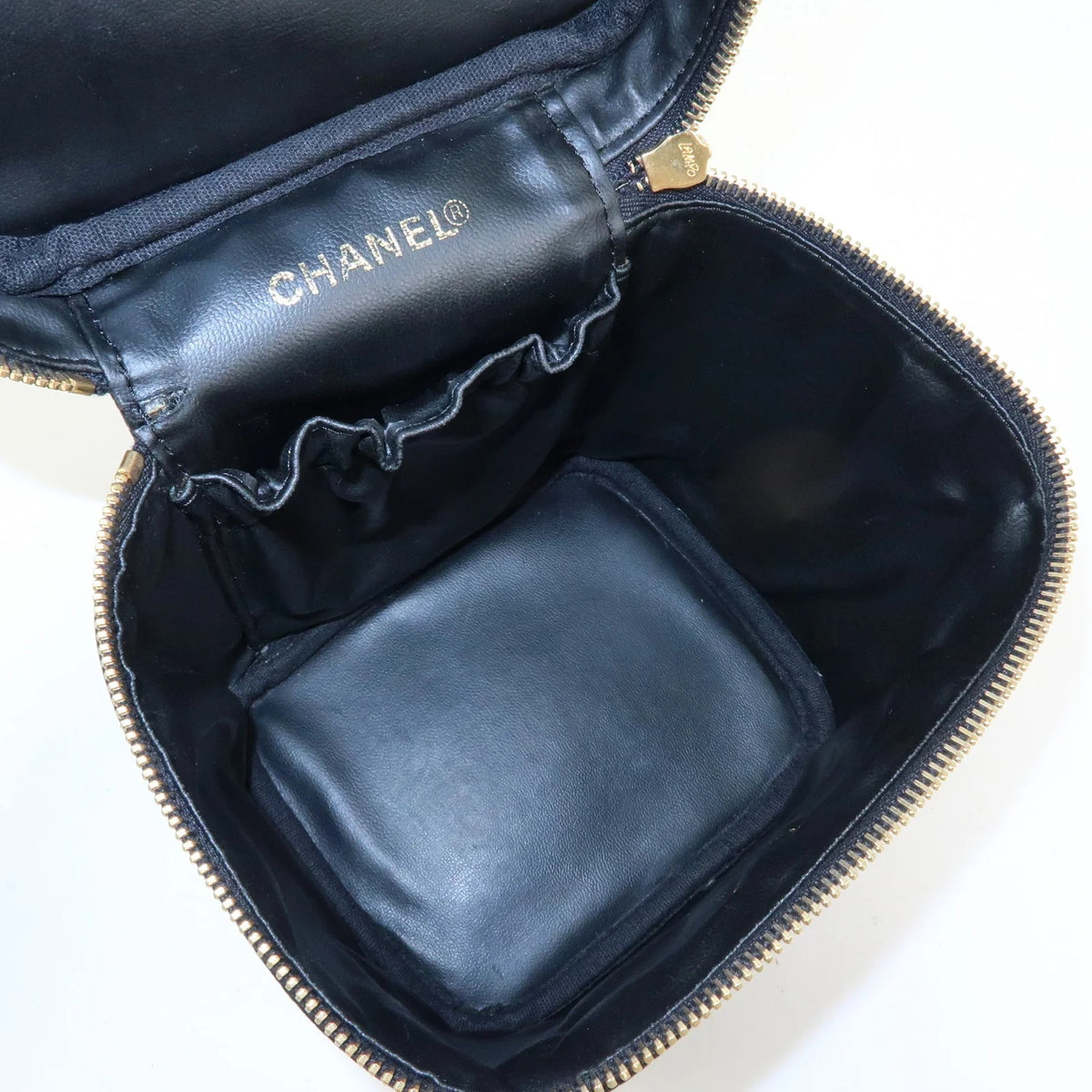 Chanel - Vanity Cuir caviar vintage