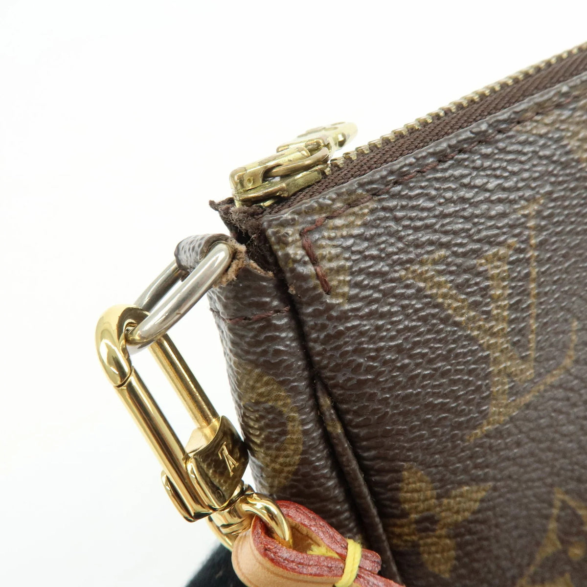 Louis Vuitton - Pochette accessoires monogram