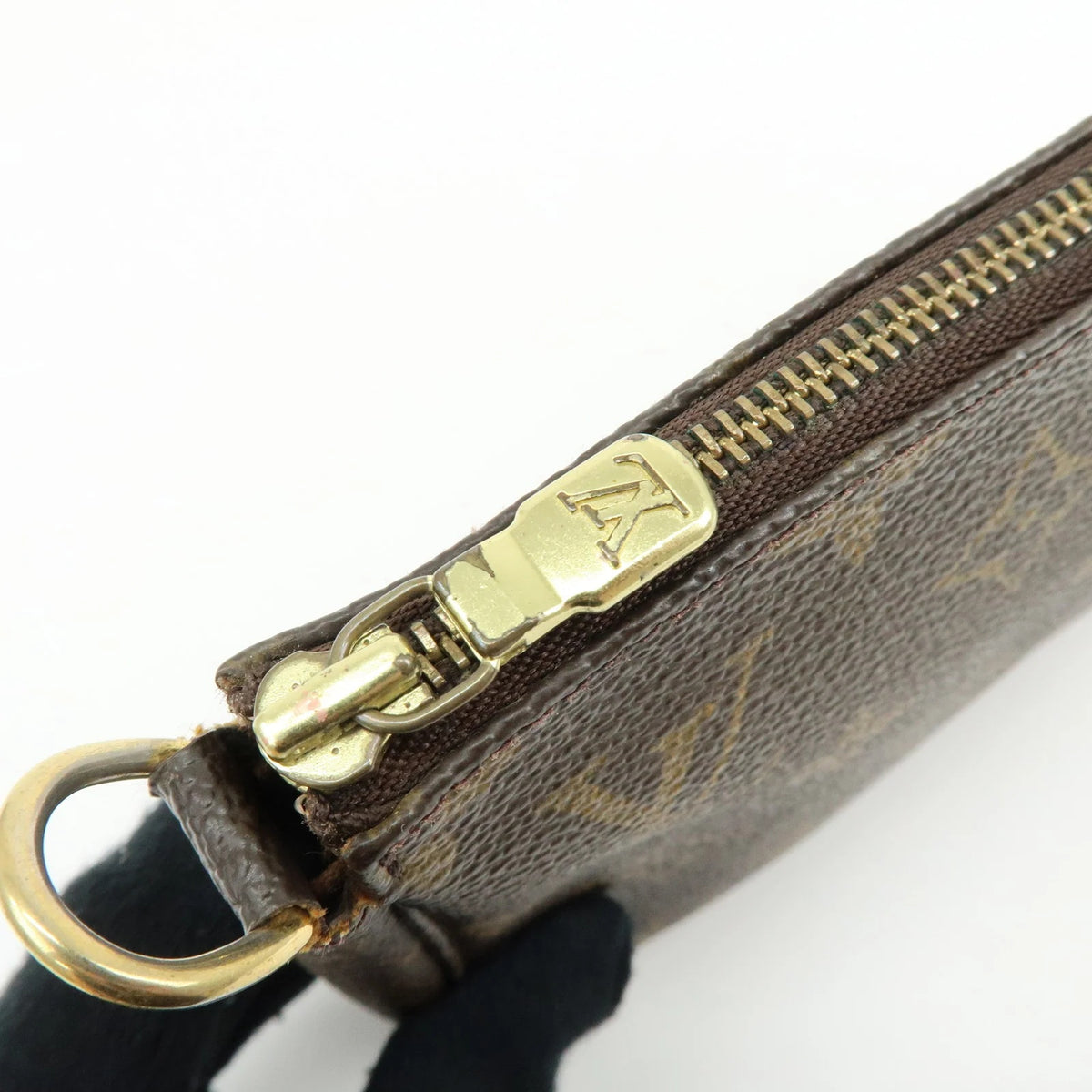 Louis Vuitton - Pochette accessoires + bandoulière Monogram