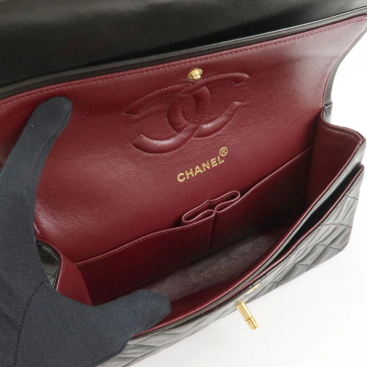 Chanel - Médium Classique Timeless