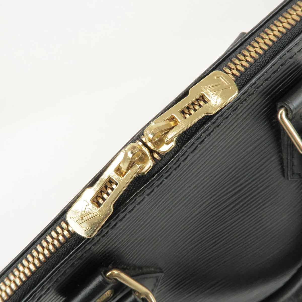 Louis Vuitton - Alma PM - Noir épi avec bandoulière
