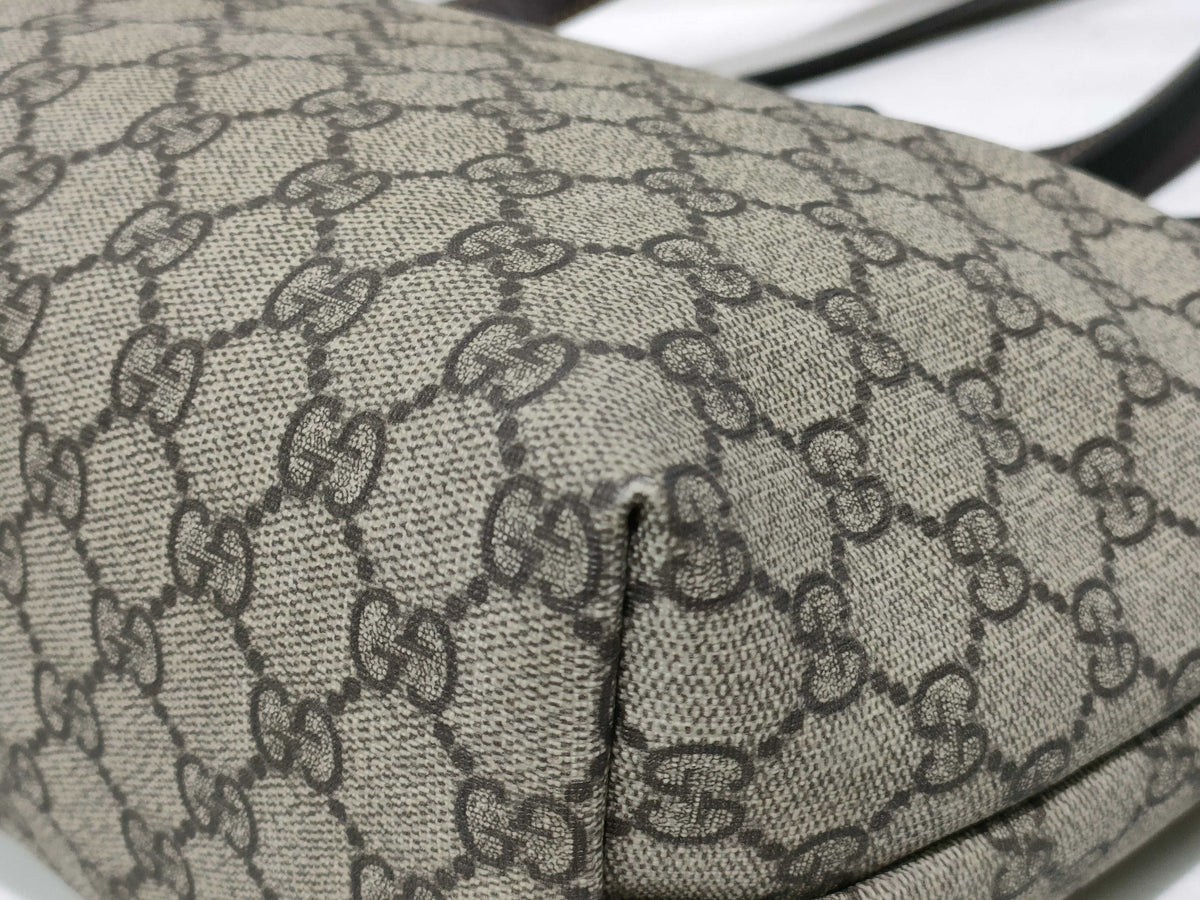 Gucci - Cabas GG Supreme