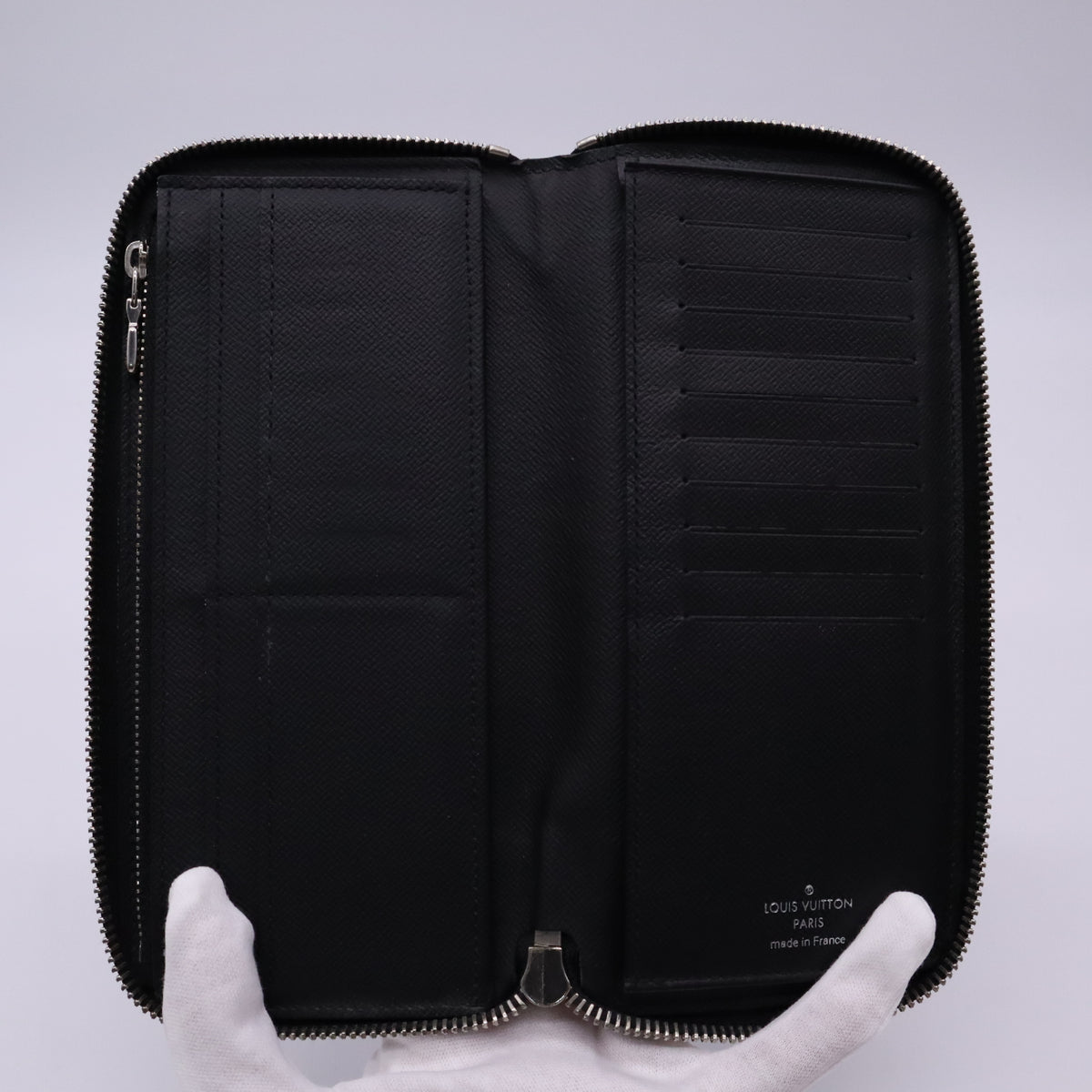 Louis Vuitton - Organizer zippy Taiga