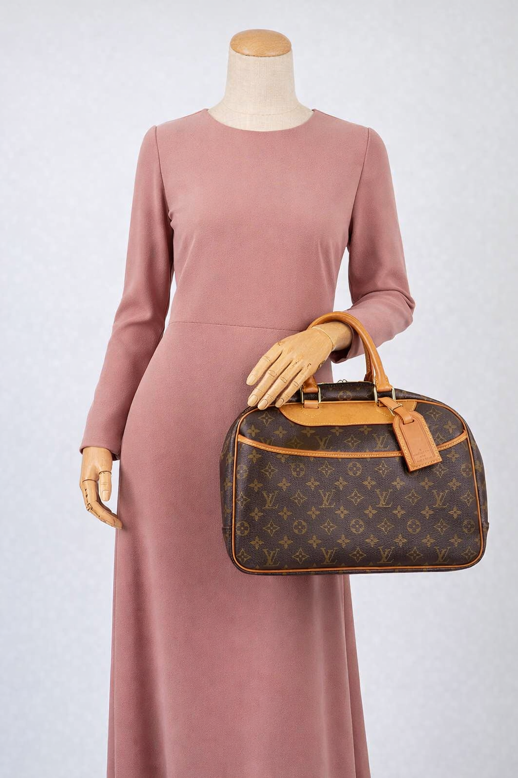 Louis Vuitton - Deauville Monogram