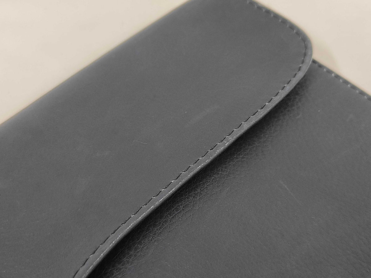 Gucci - Clutch vintage en cuir (Rare)