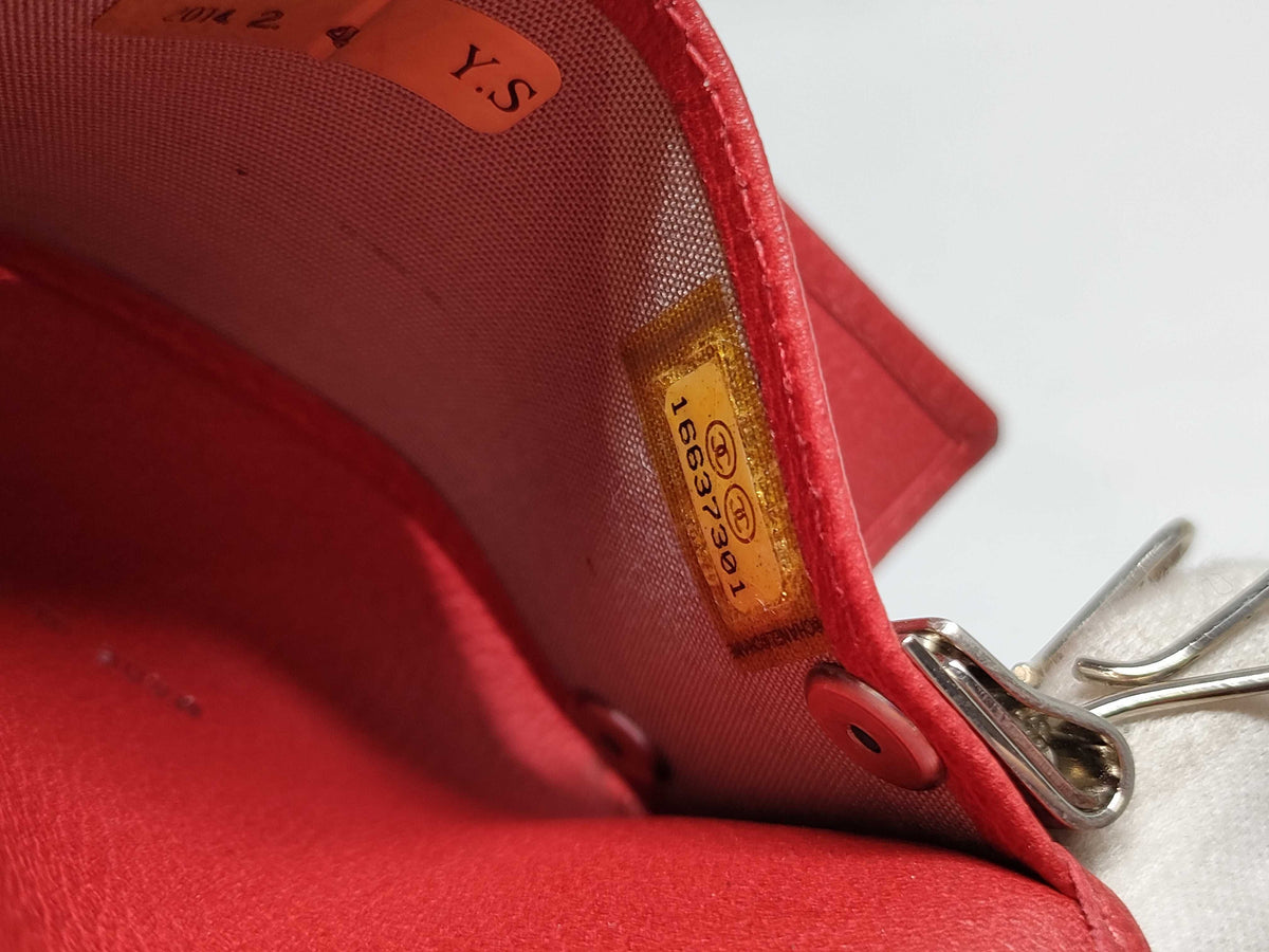 Chanel – Étui à clés Camélia