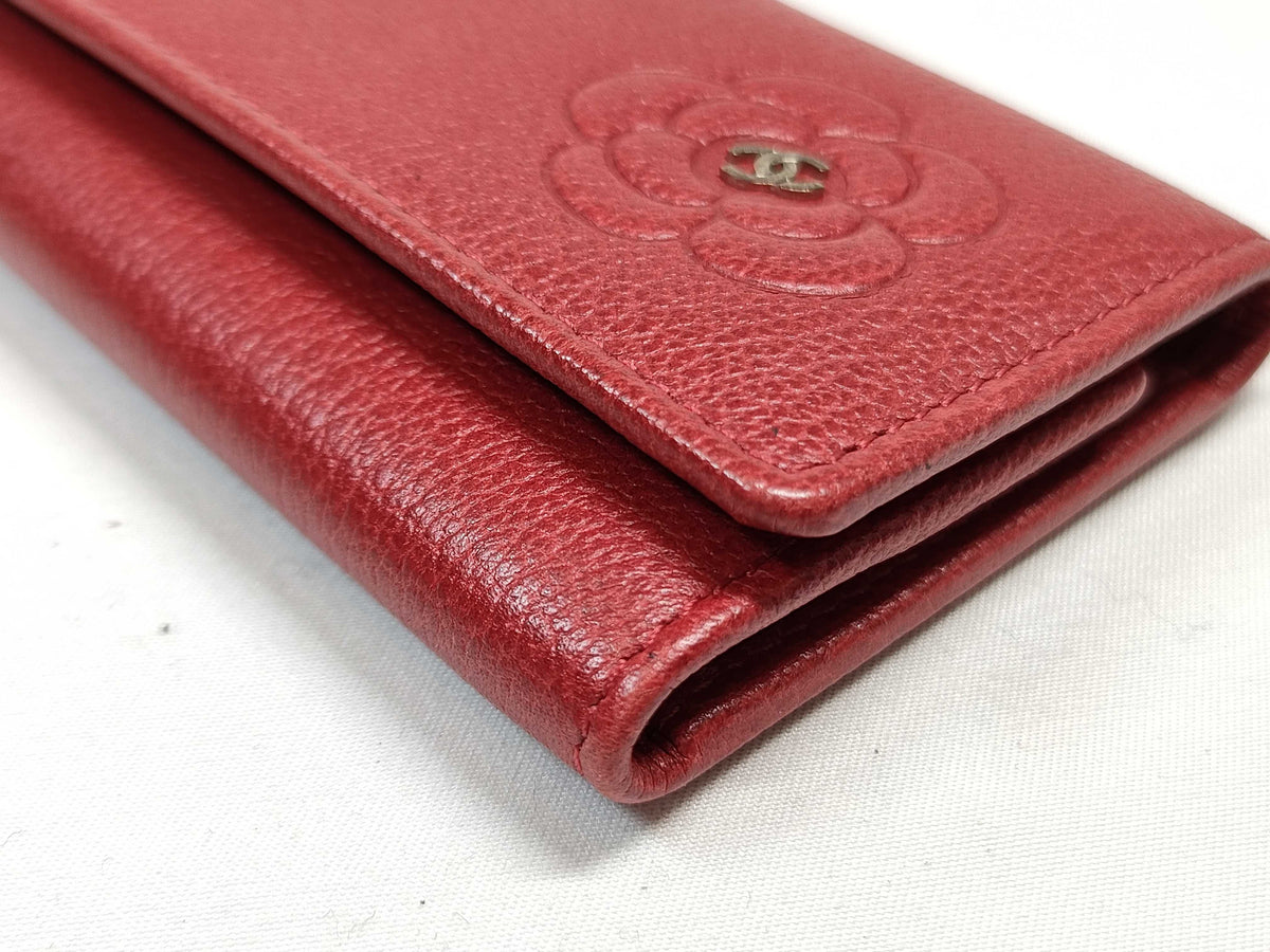 Chanel – Étui à clés Camélia