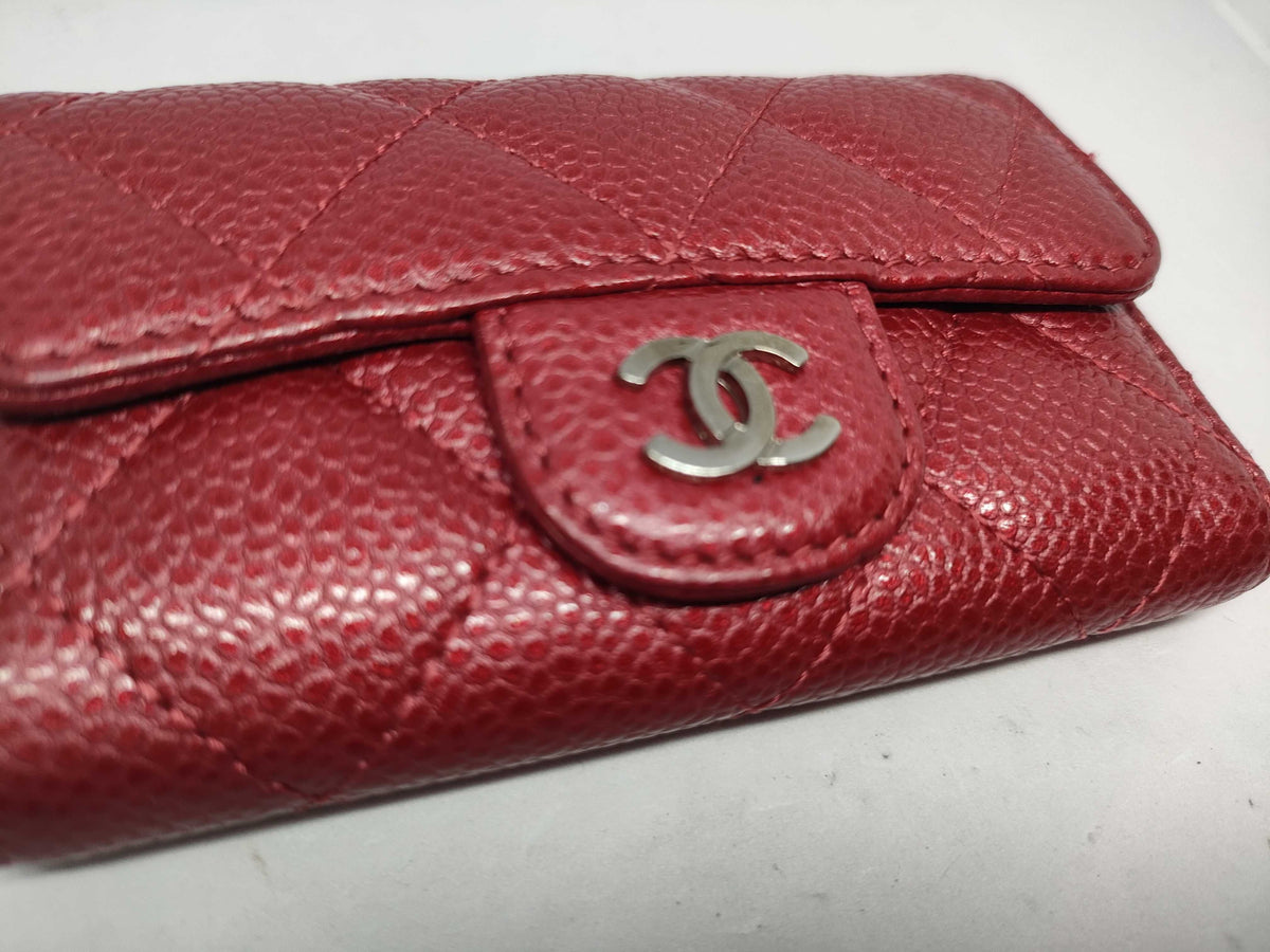 Chanel – Étui à clés Classique Caviar