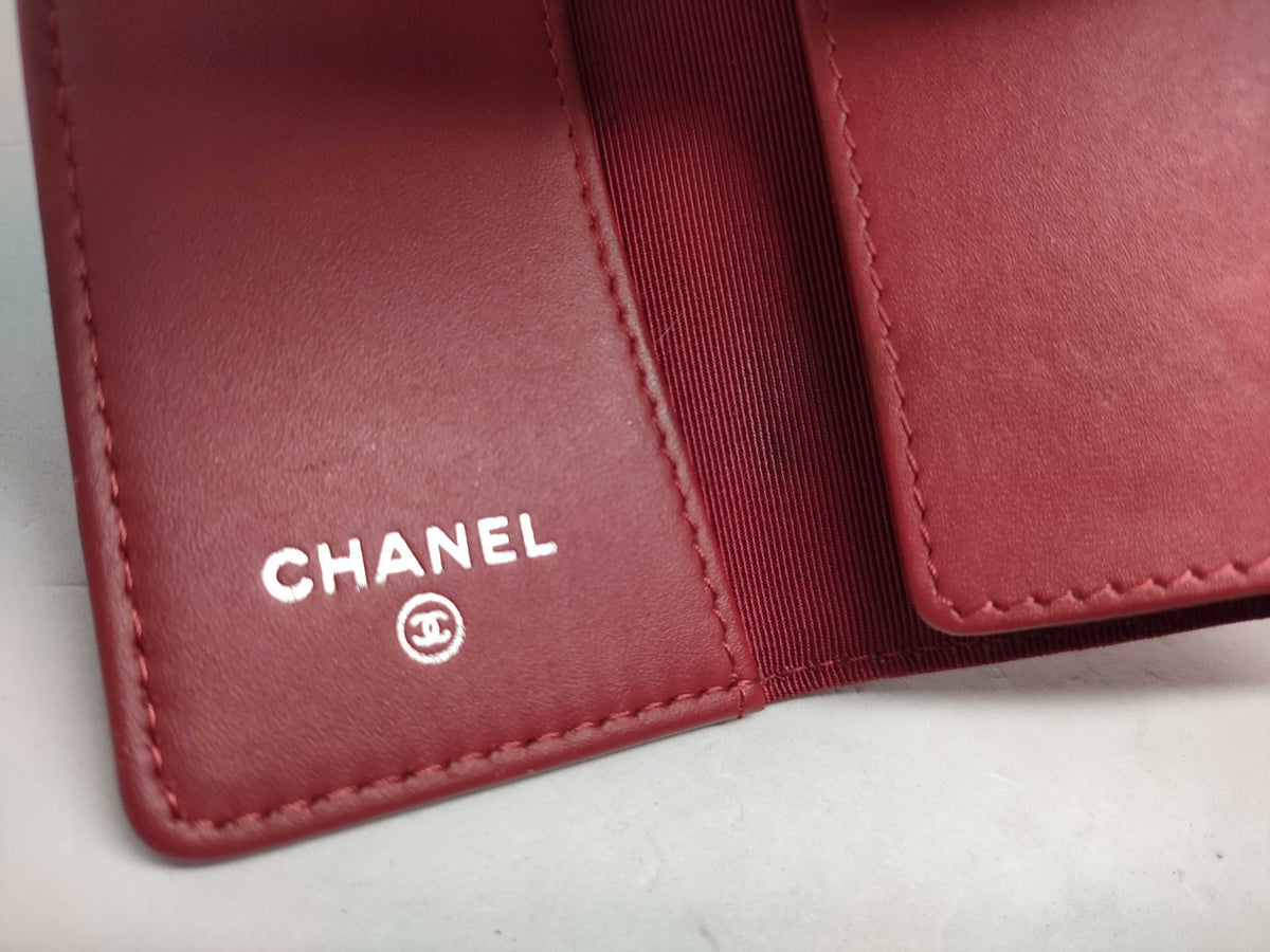 Chanel – Étui à clés Classique Caviar