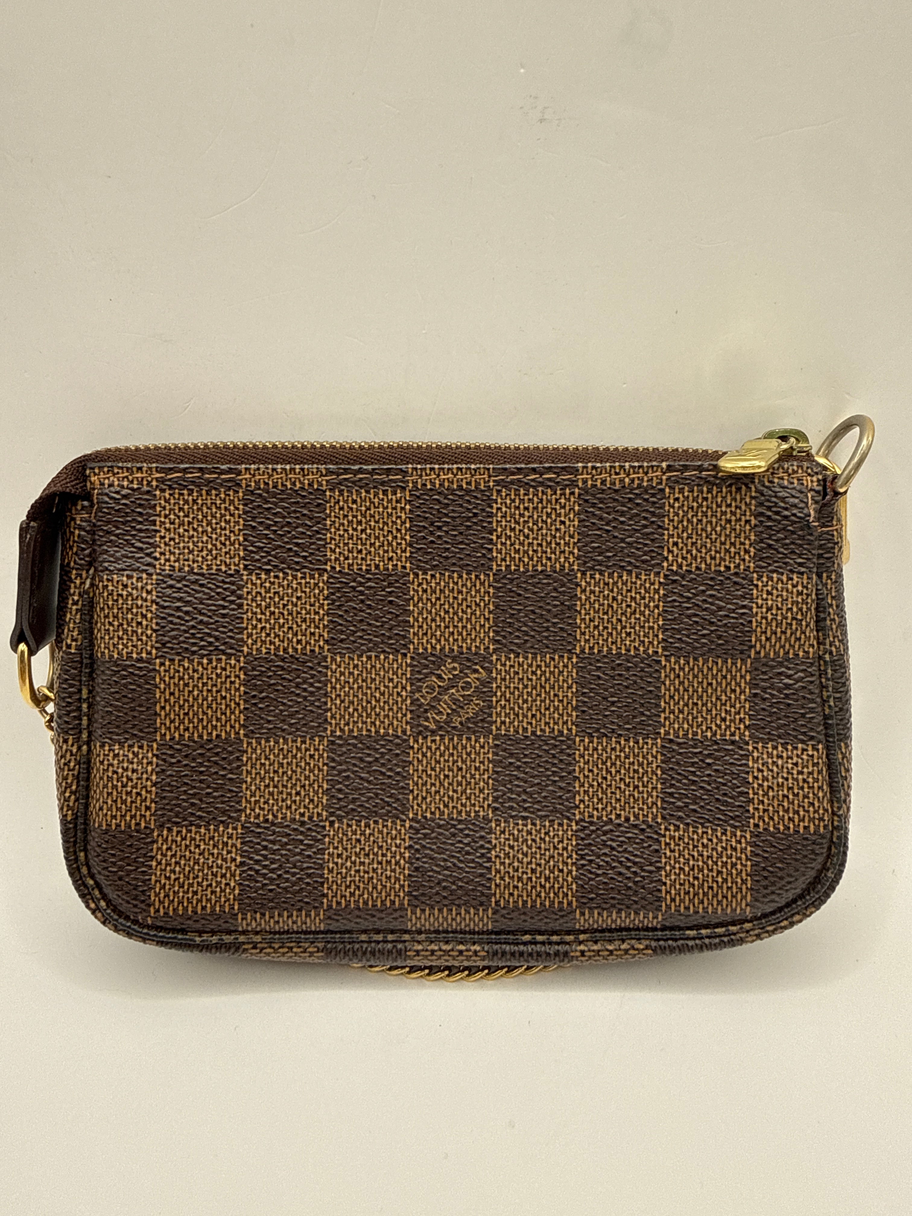 Louis Vuitton - Mini Pochette accessoires Trunk