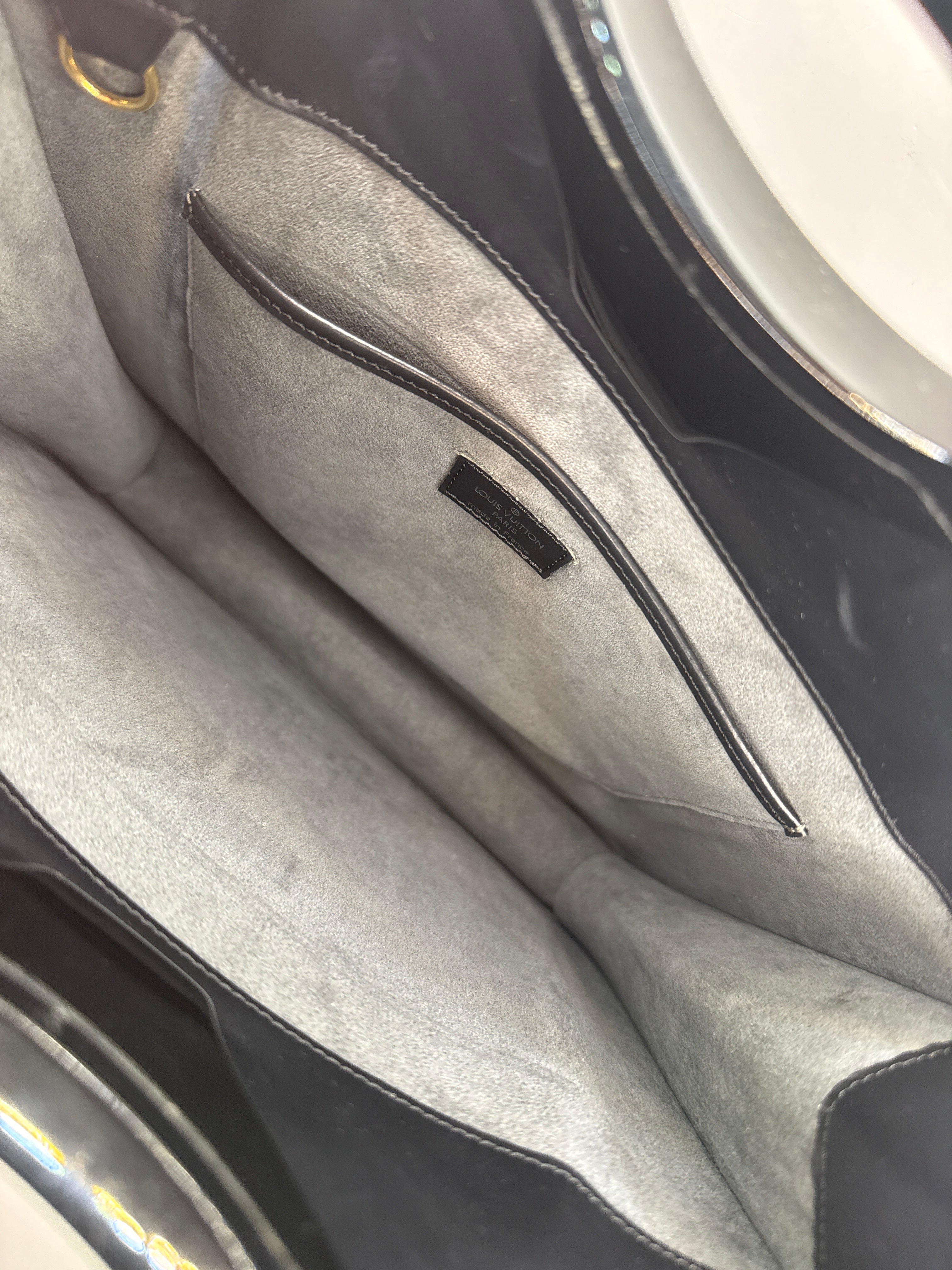 Louis Vuitton - Tote Ombre Cuir épi noir