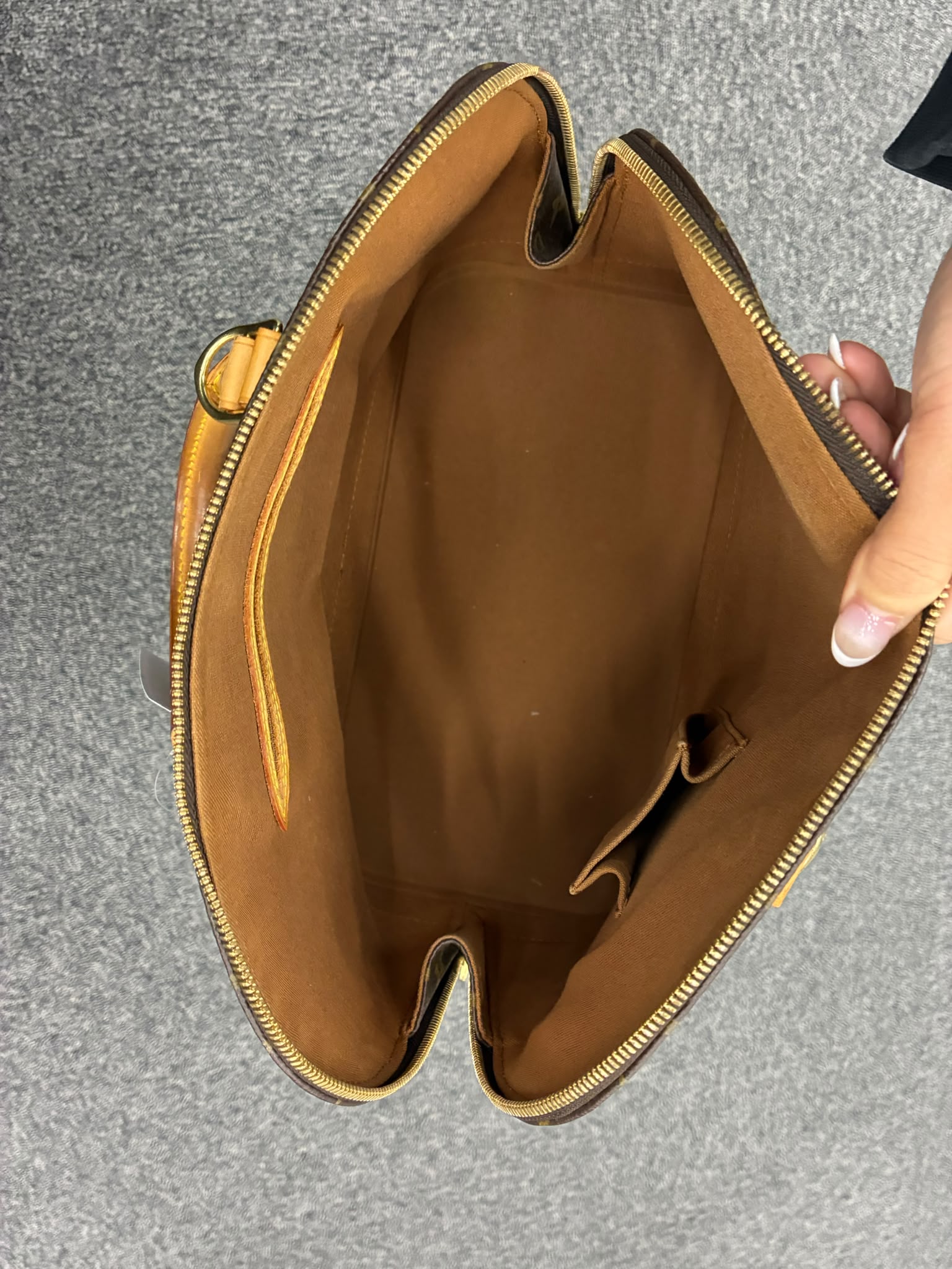 Louis Vuitton - Alma PM Monogram