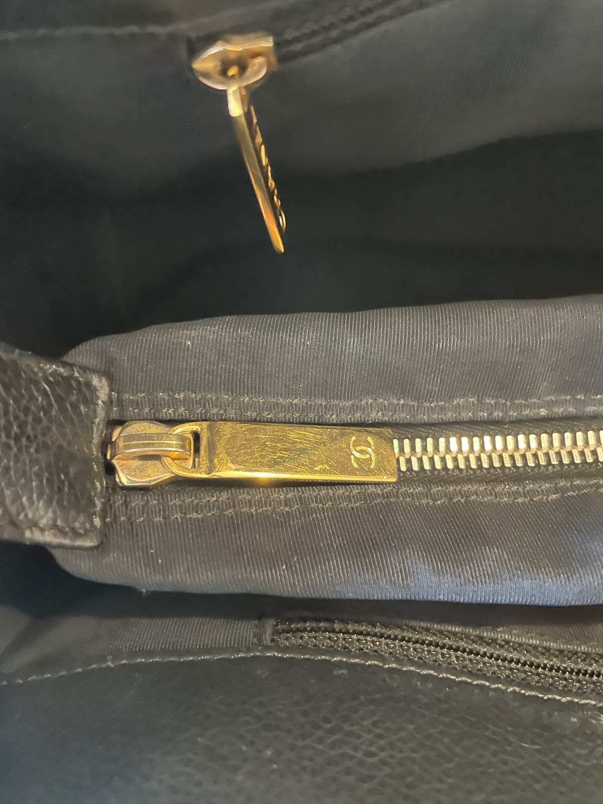 Chanel - Petit cabas cuir grainé Cerf Executive
