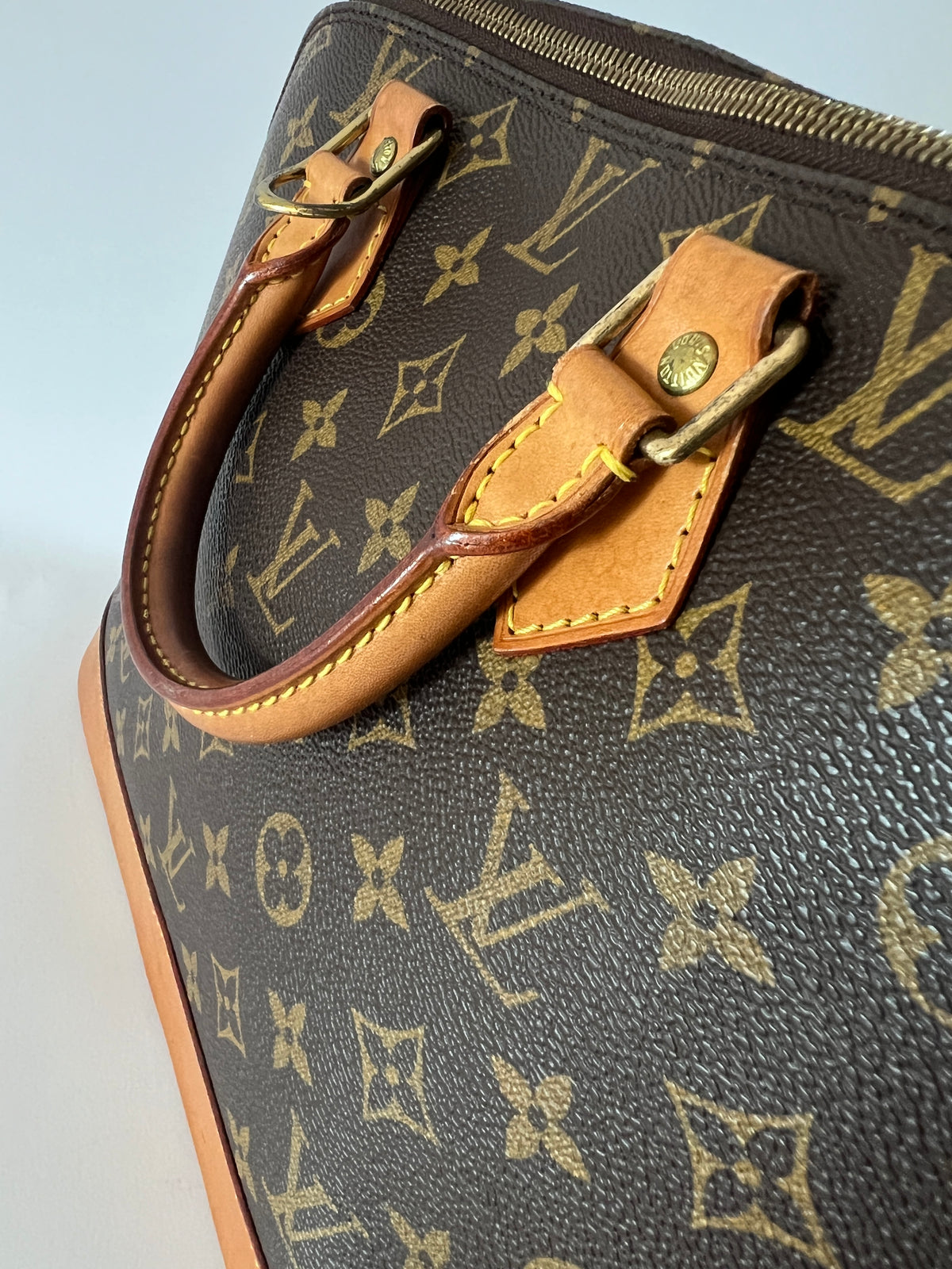 Louis Vuitton - Alma PM Monogram
