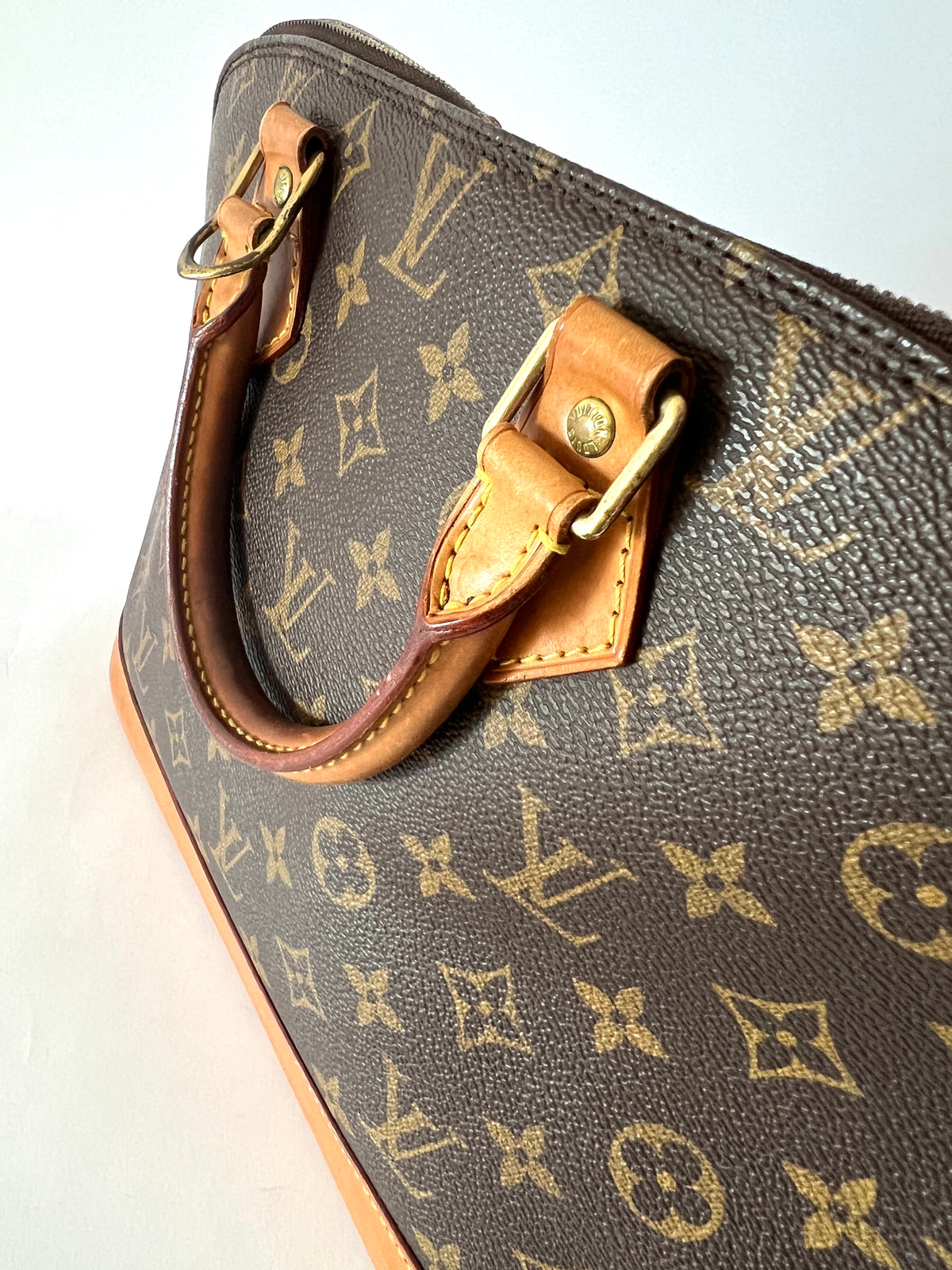 Louis Vuitton - Alma PM Monogram