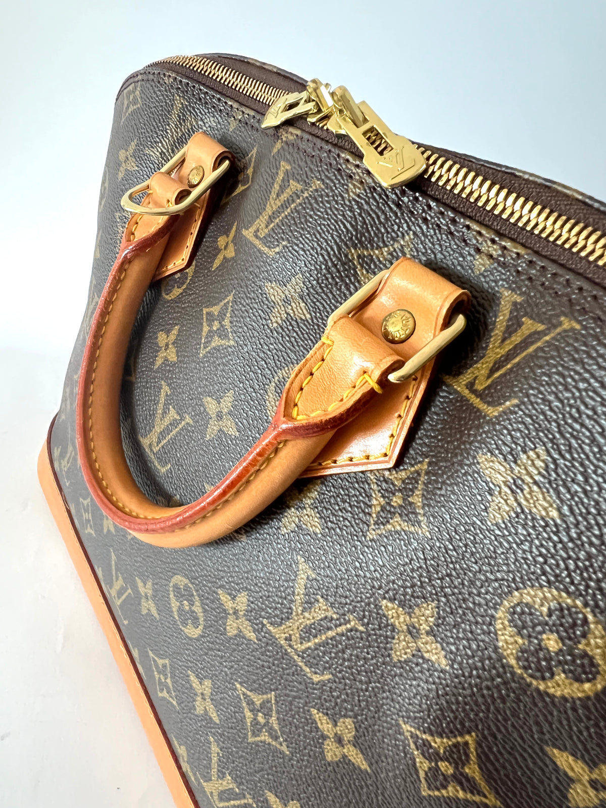 Louis Vuitton - Alma PM Monogram