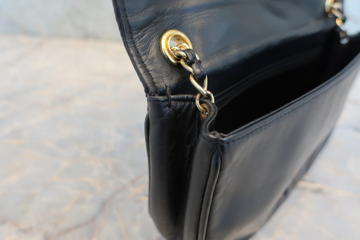Chanel - Sac à Rabat vintage