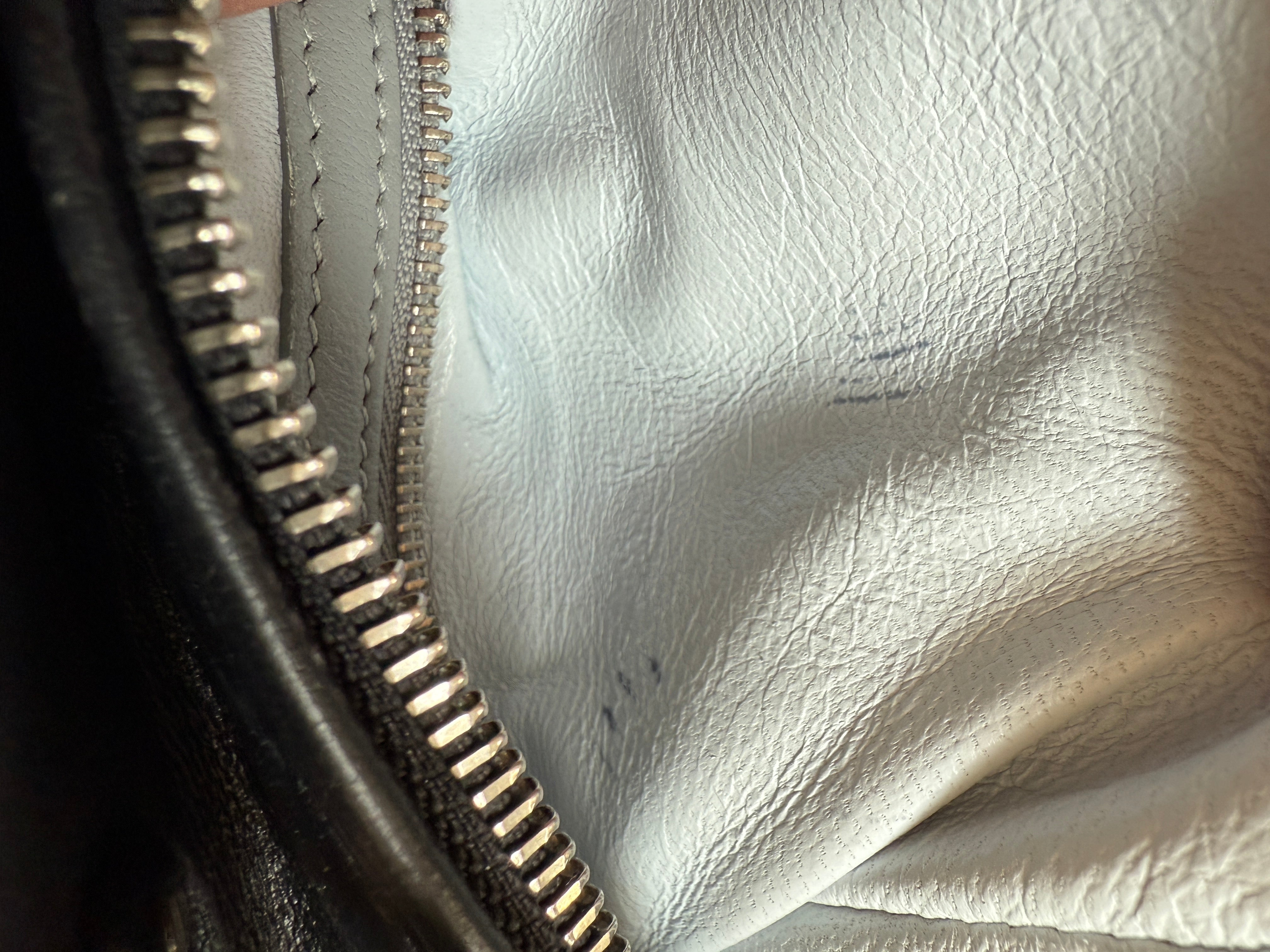 DIOR - Lady dior Noir et silver