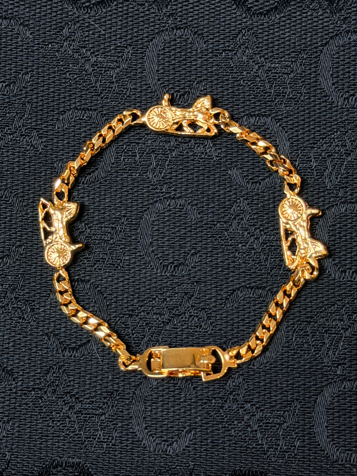 Céline - Bracelet calèche plaqué or