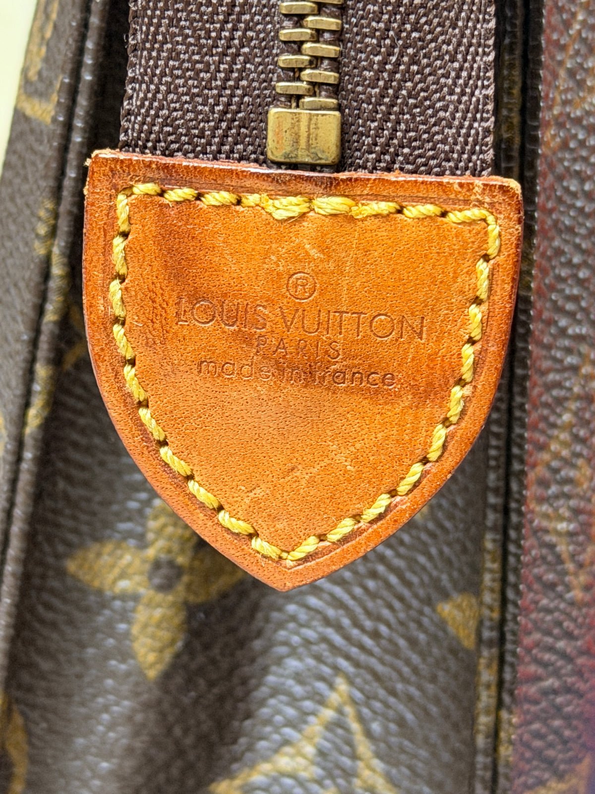 Louis Vuitton - Poche toilette 19
