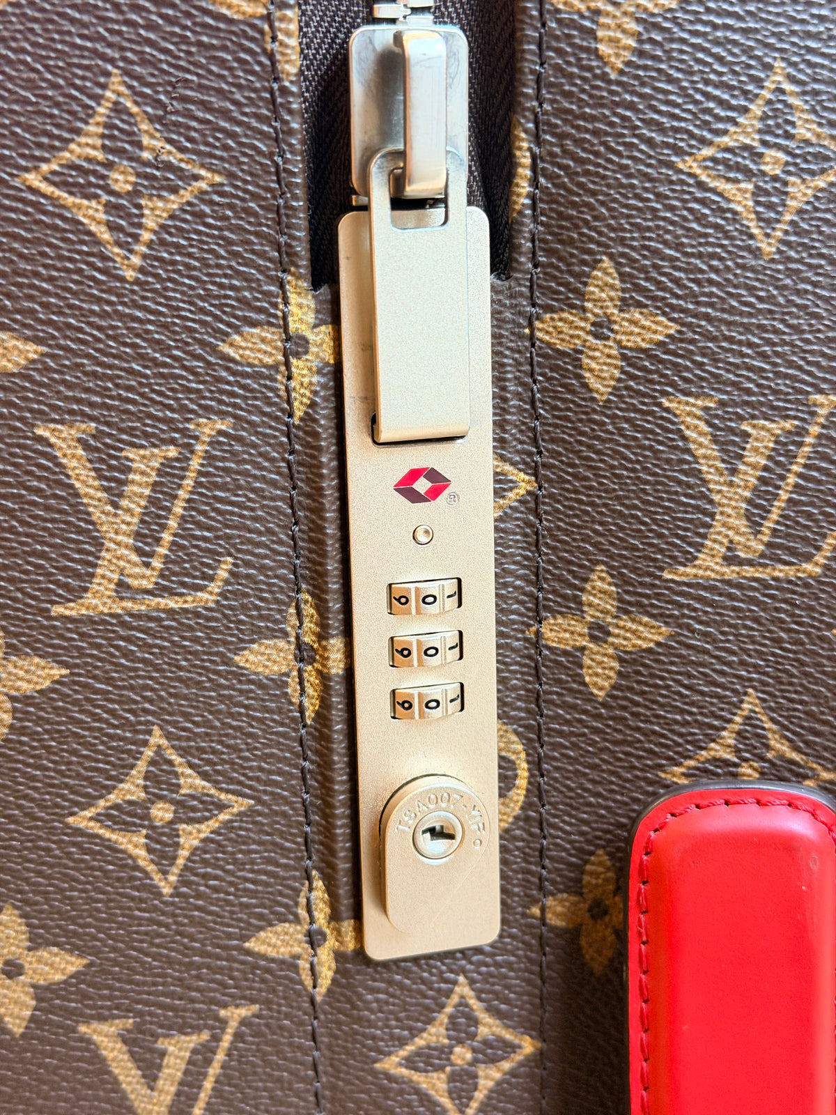 Louis Vuitton - Horizon 55 Monogram Rouge coquelicot