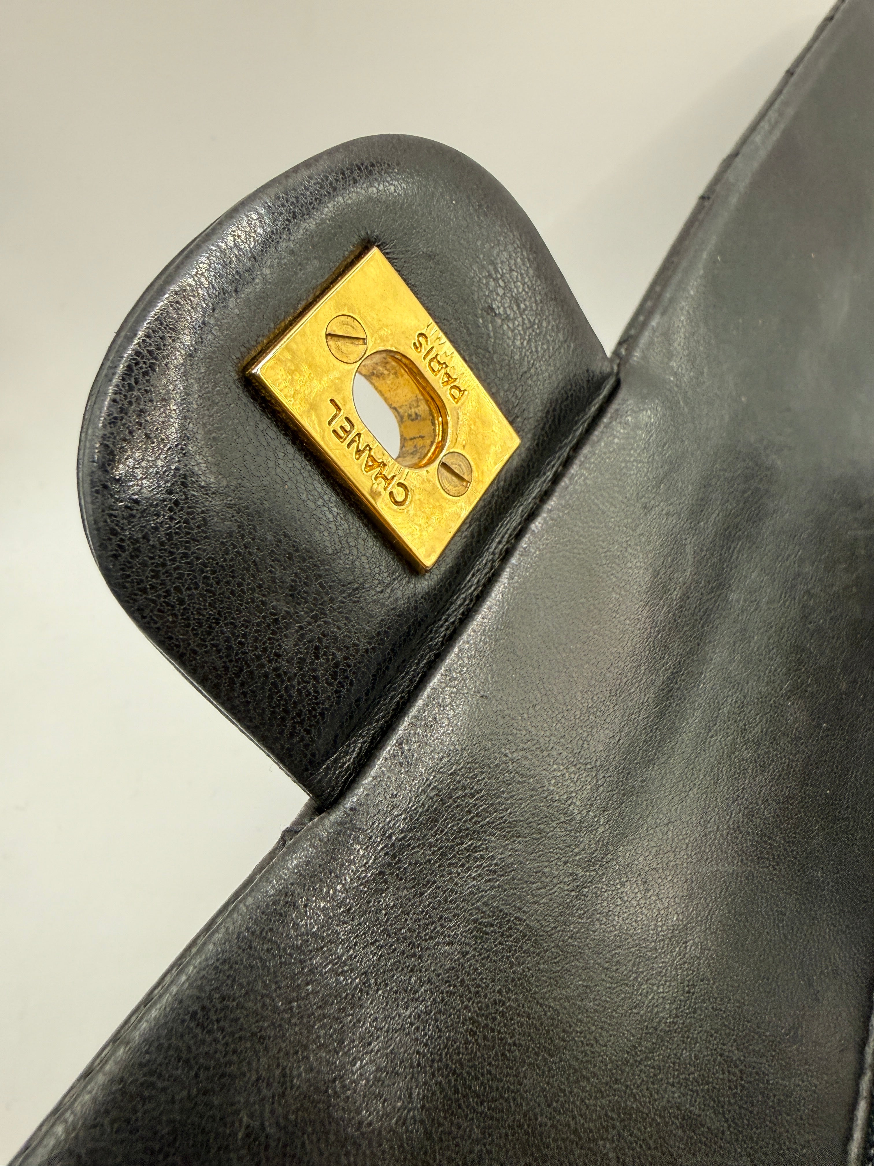 CHANEL timeless 11.12 Classic Médium Vintage