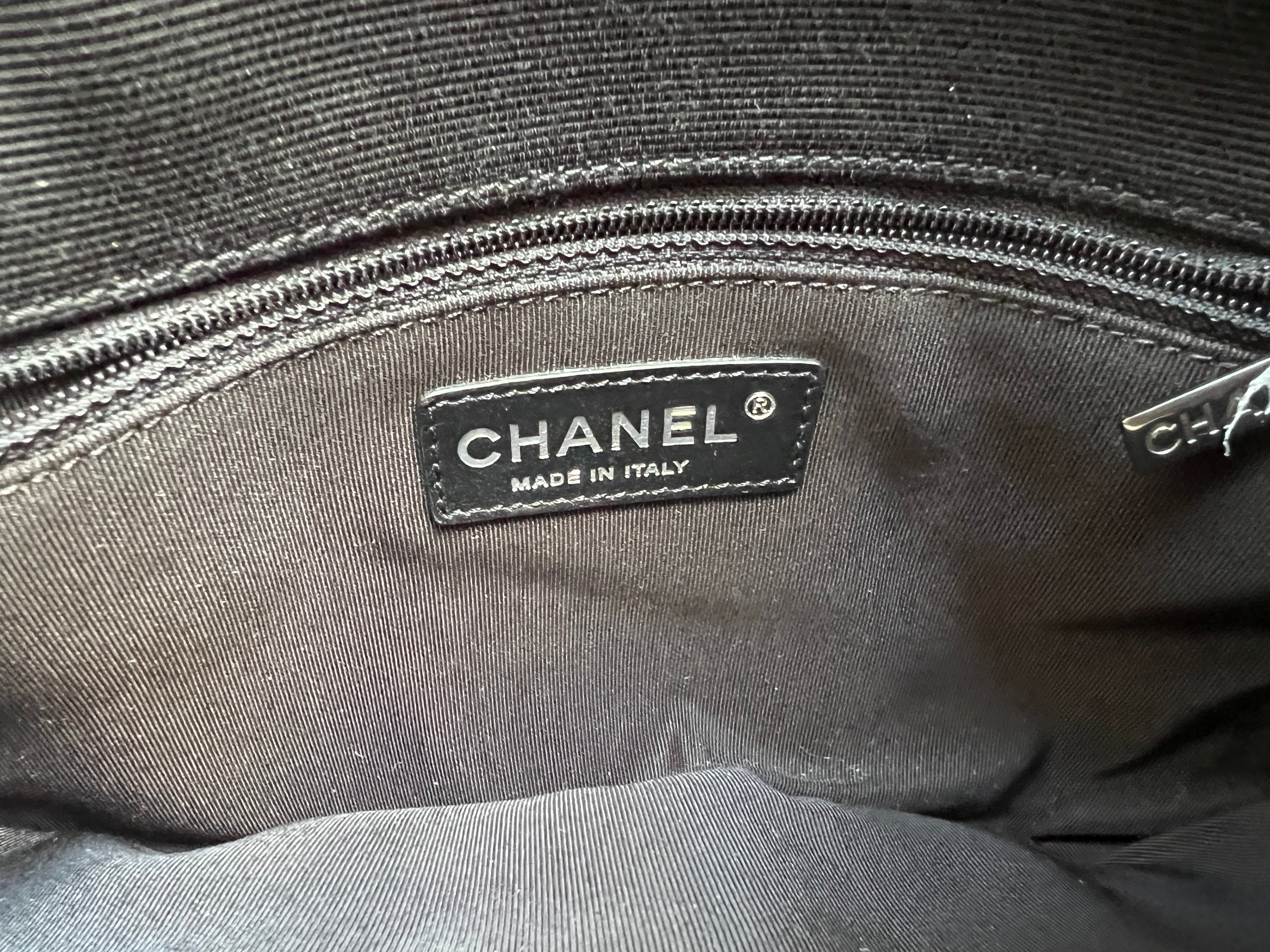 Chanel Sac Matelassé full Black + facture